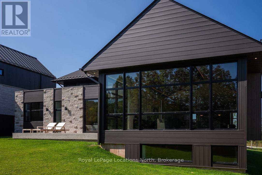 104 Maryward Crescent, Blue Mountains, Ontario  N0H 1J0 - Photo 45 - X12409198