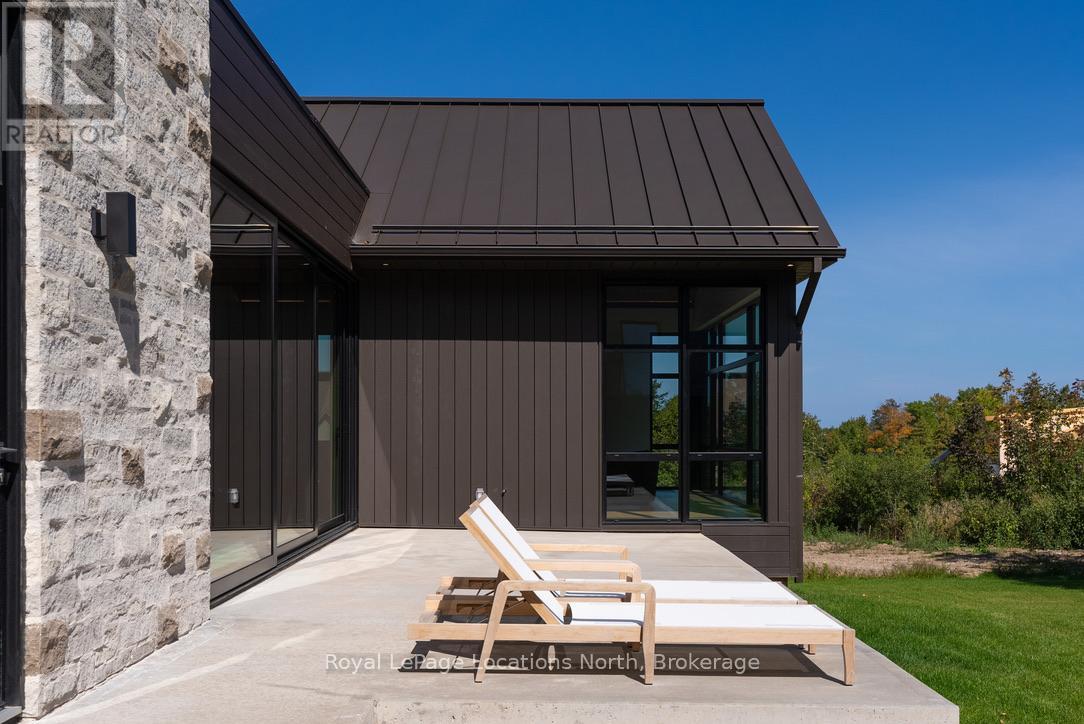 104 Maryward Crescent, Blue Mountains, Ontario  N0H 1J0 - Photo 46 - X12409198