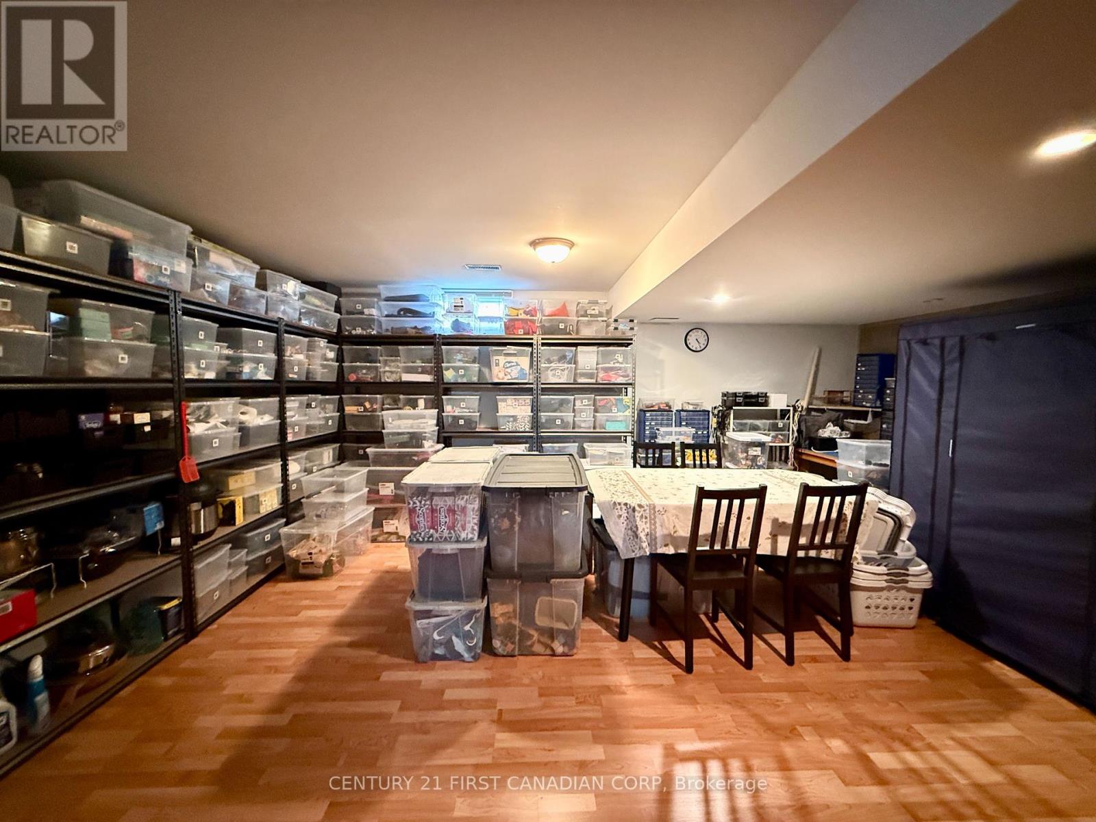 413 Ambleside Drive, London North, Ontario  N6G 4X9 - Photo 15 - X12409246