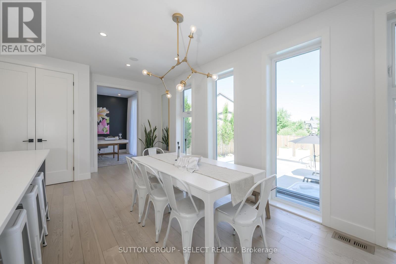 7 Valleyview Crescent, Middlesex Centre, Ontario  N0L 1R0 - Photo 25 - X12409259