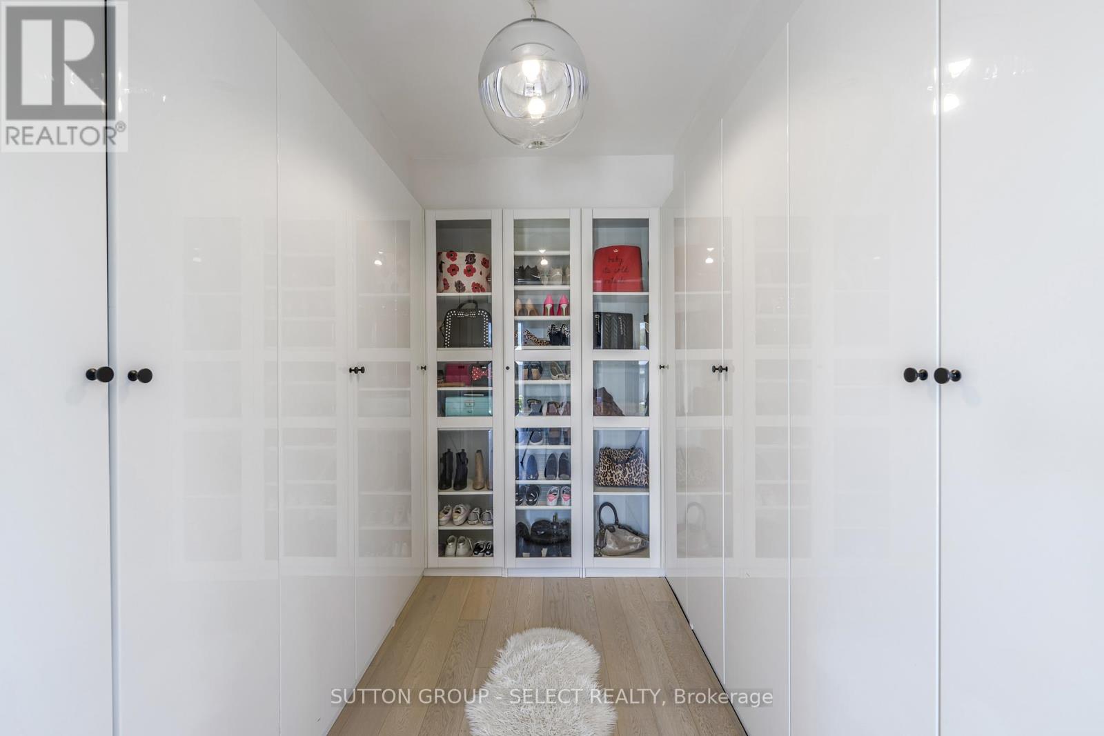 7 Valleyview Crescent, Middlesex Centre, Ontario  N0L 1R0 - Photo 33 - X12409259