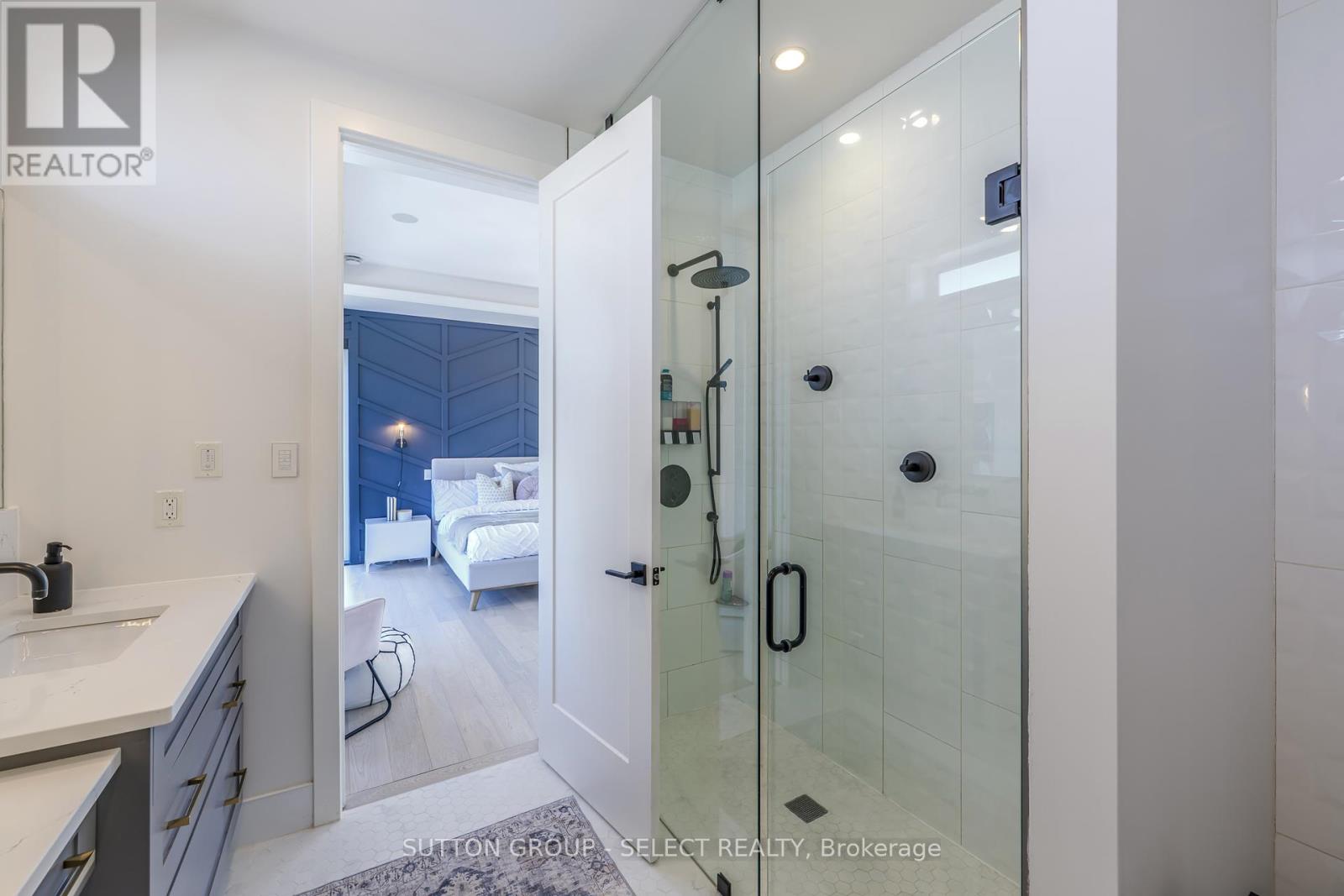 7 Valleyview Crescent, Middlesex Centre, Ontario  N0L 1R0 - Photo 35 - X12409259