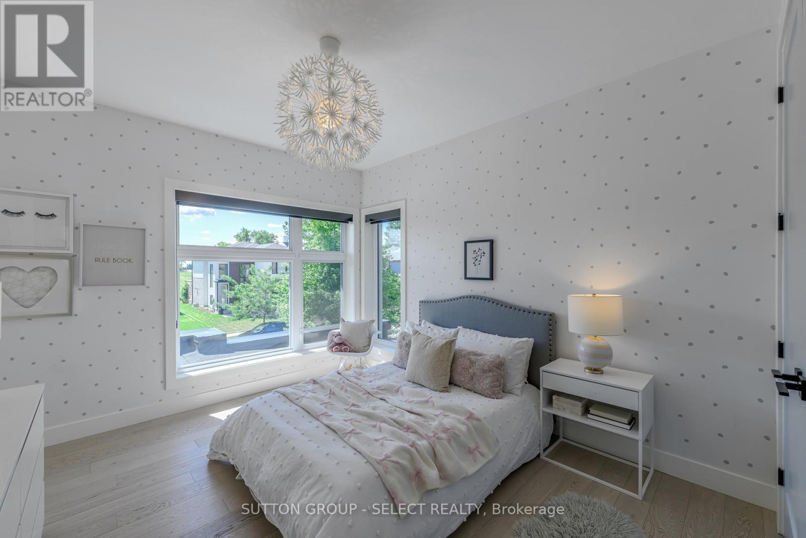 7 Valleyview Crescent, Middlesex Centre, Ontario  N0L 1R0 - Photo 39 - X12409259
