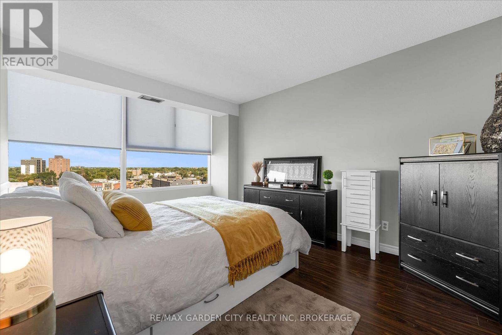 1111 - 7 Gale Crescent, St. Catharines (E. Chester), Ontario  L2R 7M8 - Photo 17 - X12409117