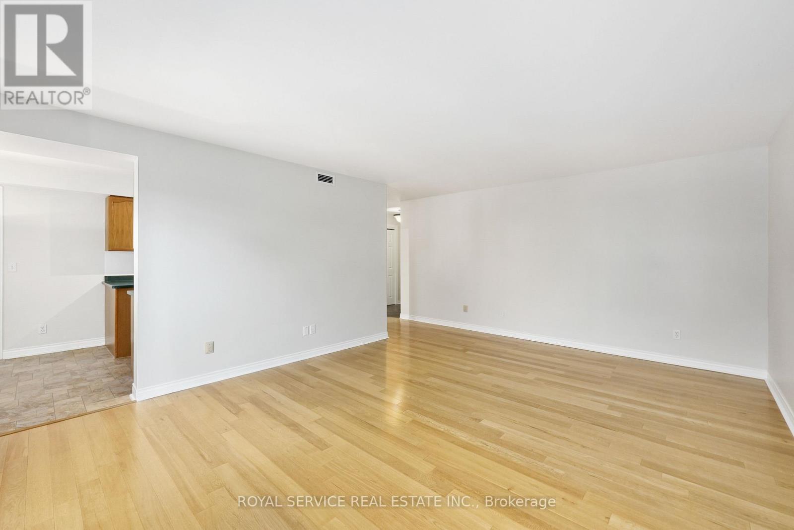 303 - 107 Marissa Lane, Cobourg, Ontario  K9A 5N6 - Photo 24 - X12409173
