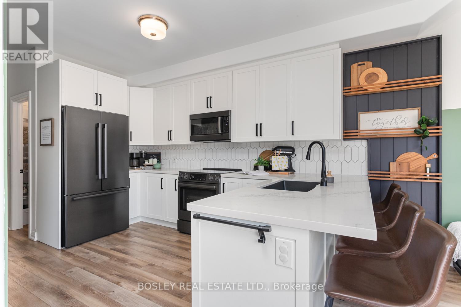 27 Drummond Street, Port Hope, Ontario  L1A 0E9 - Photo 15 - X12409195