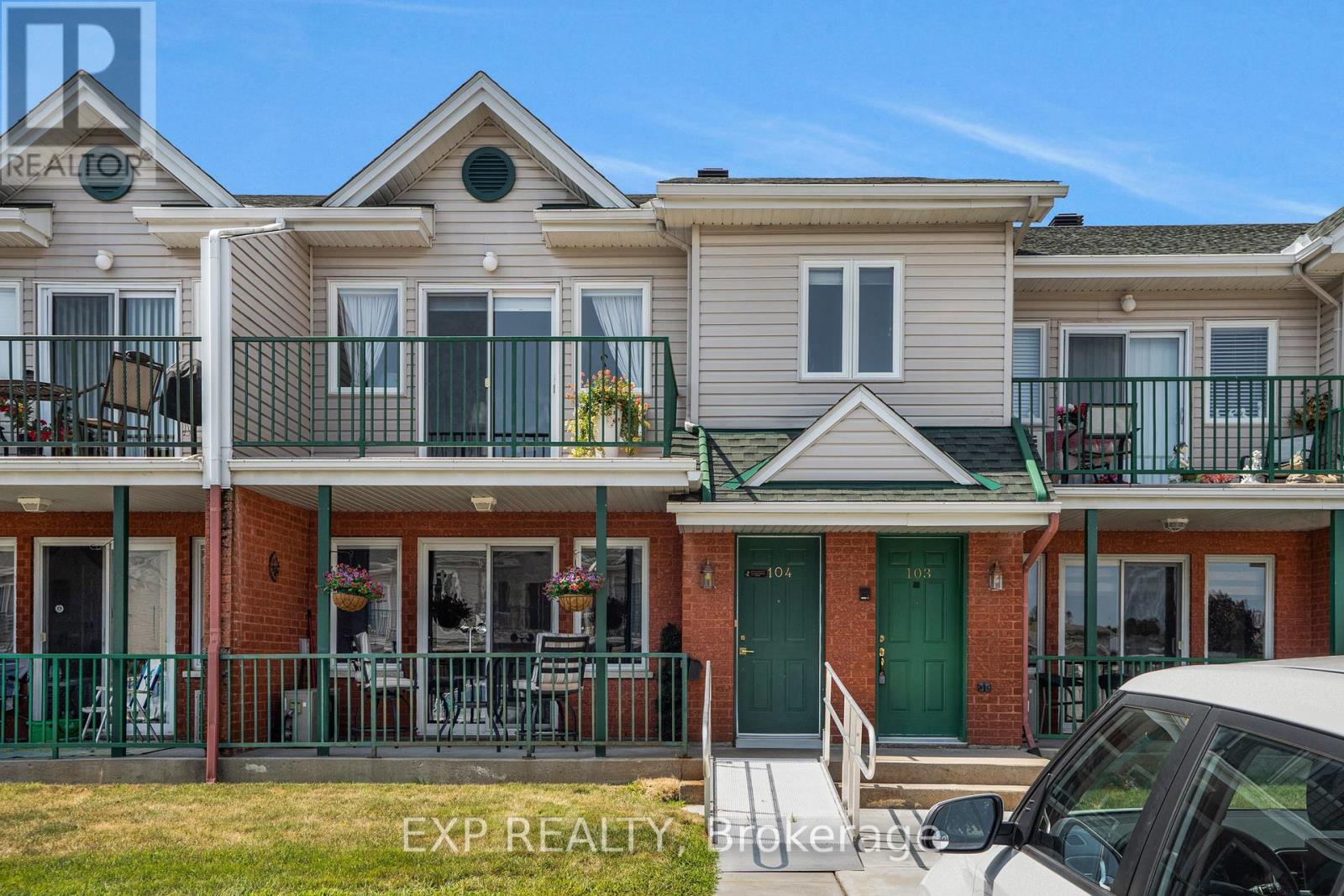 103 - 2929 LAURIER STREET, Clarence-Rockland, Ontario