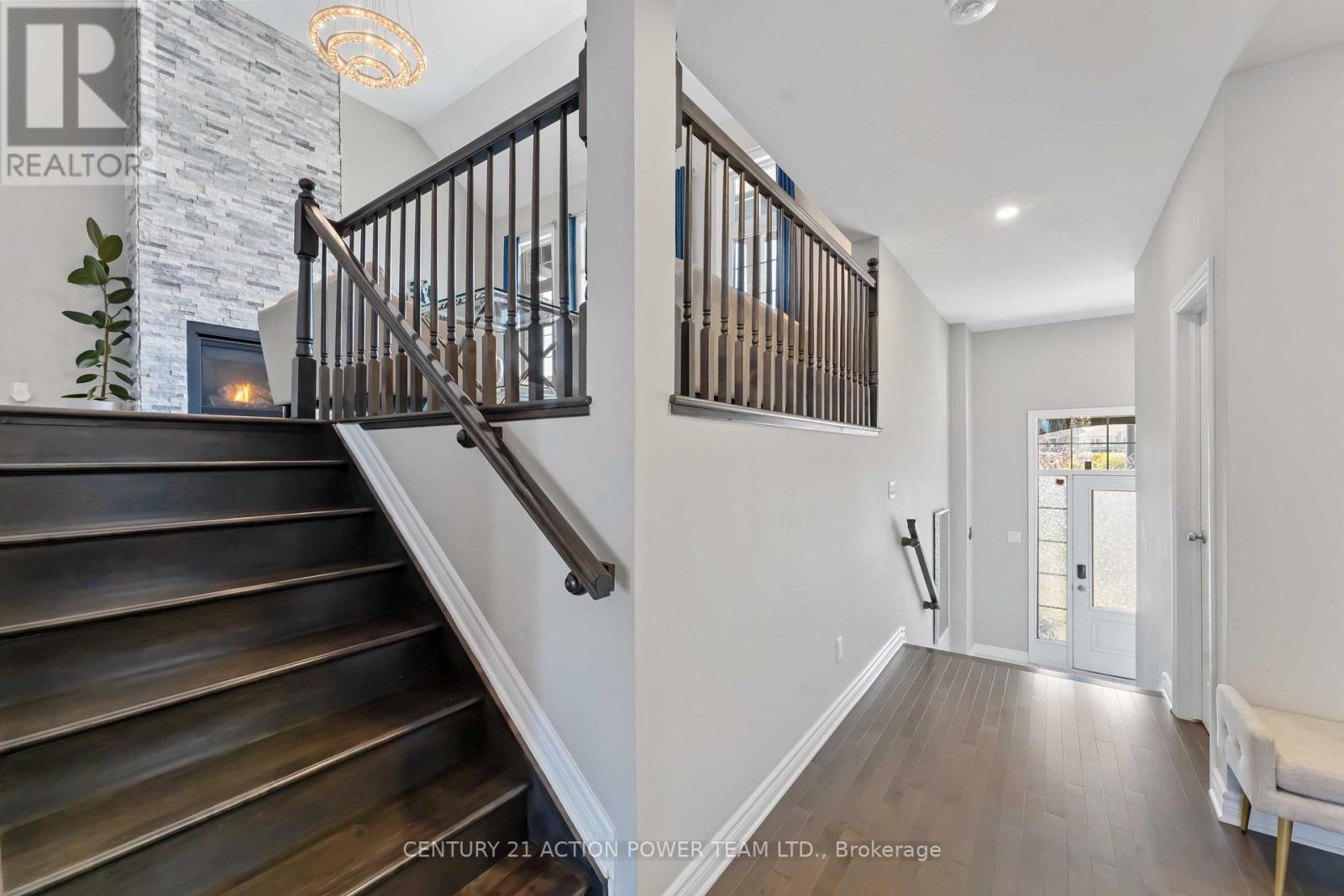 54 Malachigan Crescent, Ottawa, Ontario  K4A 1G6 - Photo 6 - X12409200