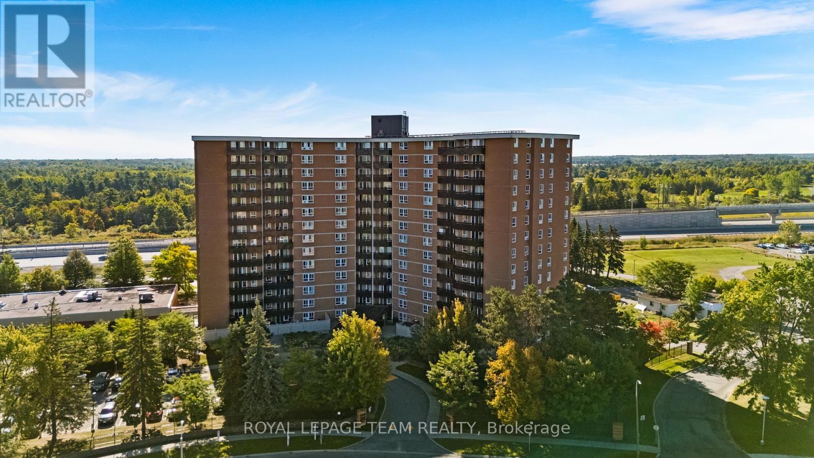 316 - 2000 JASMINE CRESCENT, Ottawa, Ontario