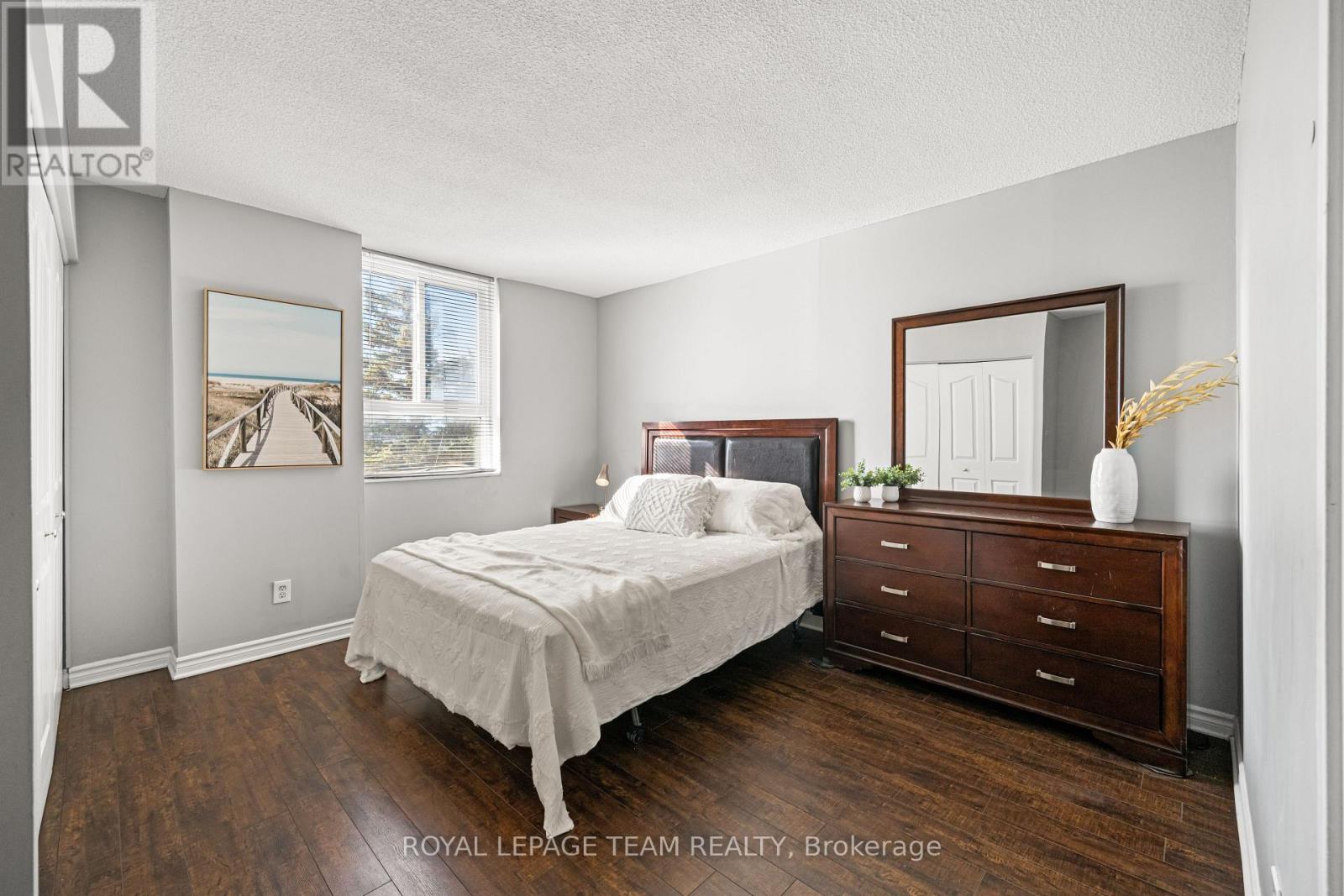 316 - 2000 Jasmine Crescent, Ottawa, Ontario  K1J 8K4 - Photo 25 - X12409214