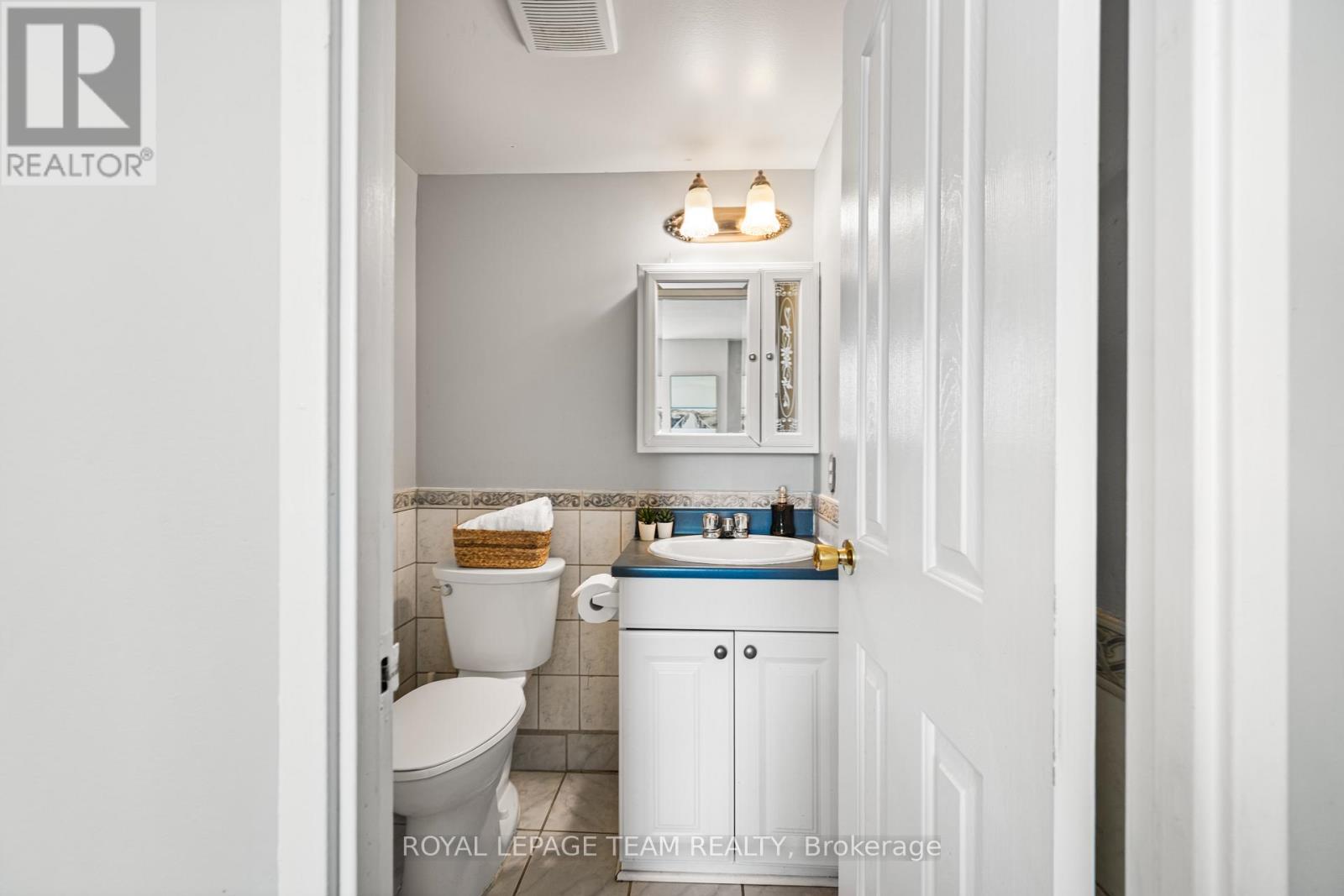 316 - 2000 Jasmine Crescent, Ottawa, Ontario  K1J 8K4 - Photo 28 - X12409214