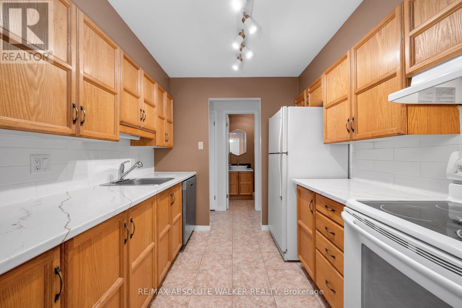 108 - 500 Canteval Terrace, Ottawa, Ontario  K4A 2C8 - Photo 9 - X12409235