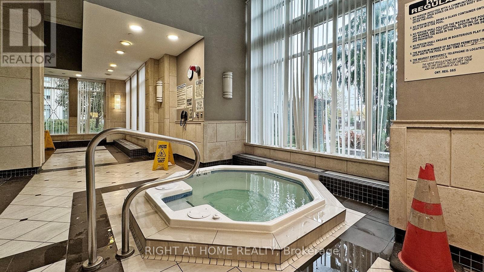 817 - 350 Red Maple Road, Richmond Hill, Ontario  L4C 0T5 - Photo 24 - N12408917