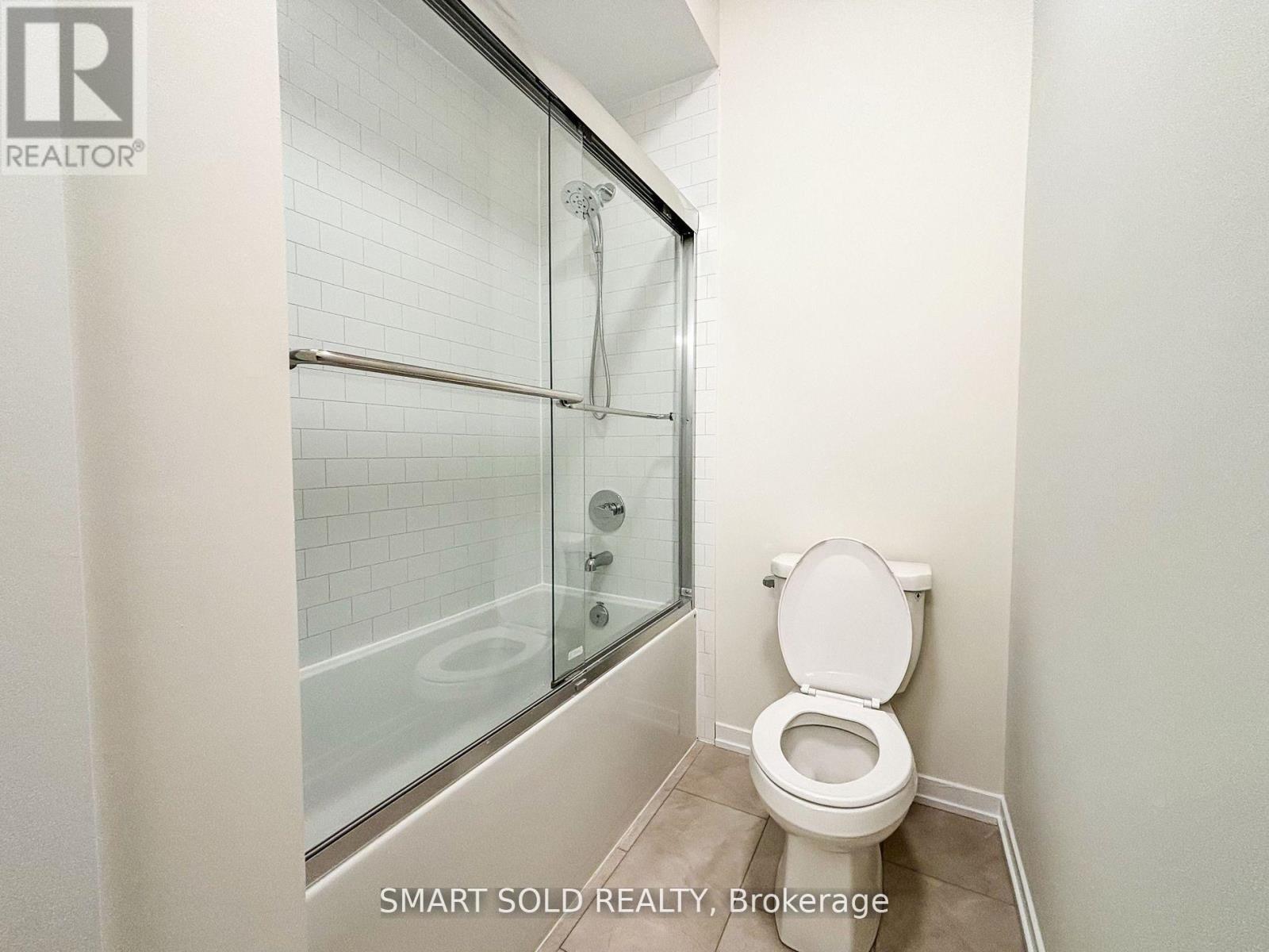 8 Matawin Lane, Richmond Hill, Ontario  L4B 0H8 - Photo 27 - N12408929