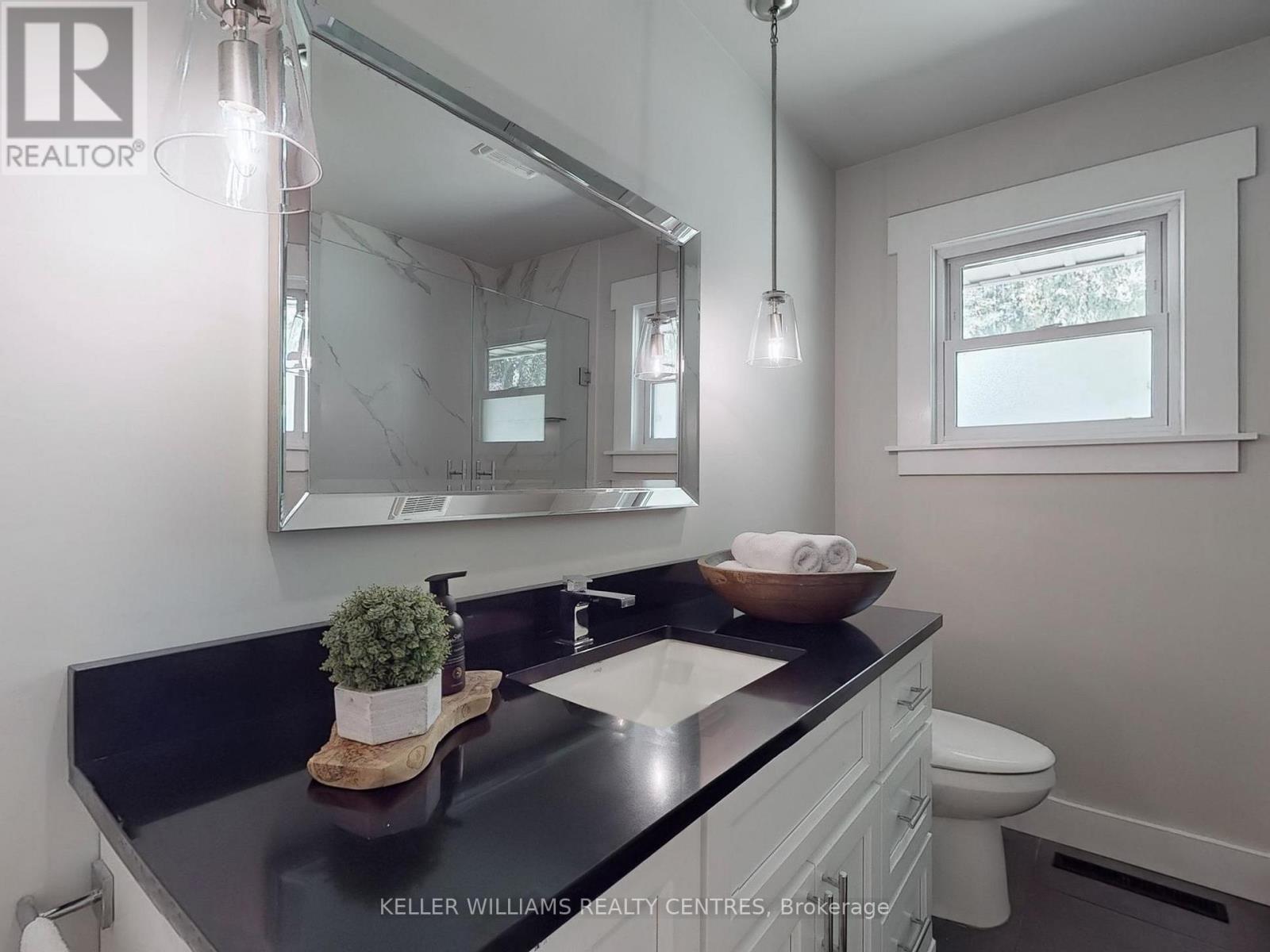 128 Maytree Avenue, Whitchurch-Stouffville, Ontario  L4A 1G2 - Photo 15 - N12408987