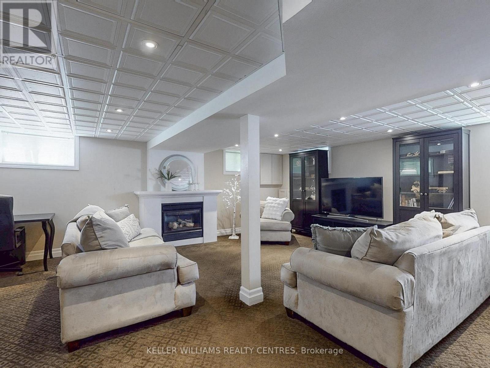 128 Maytree Avenue, Whitchurch-Stouffville, Ontario  L4A 1G2 - Photo 19 - N12408987