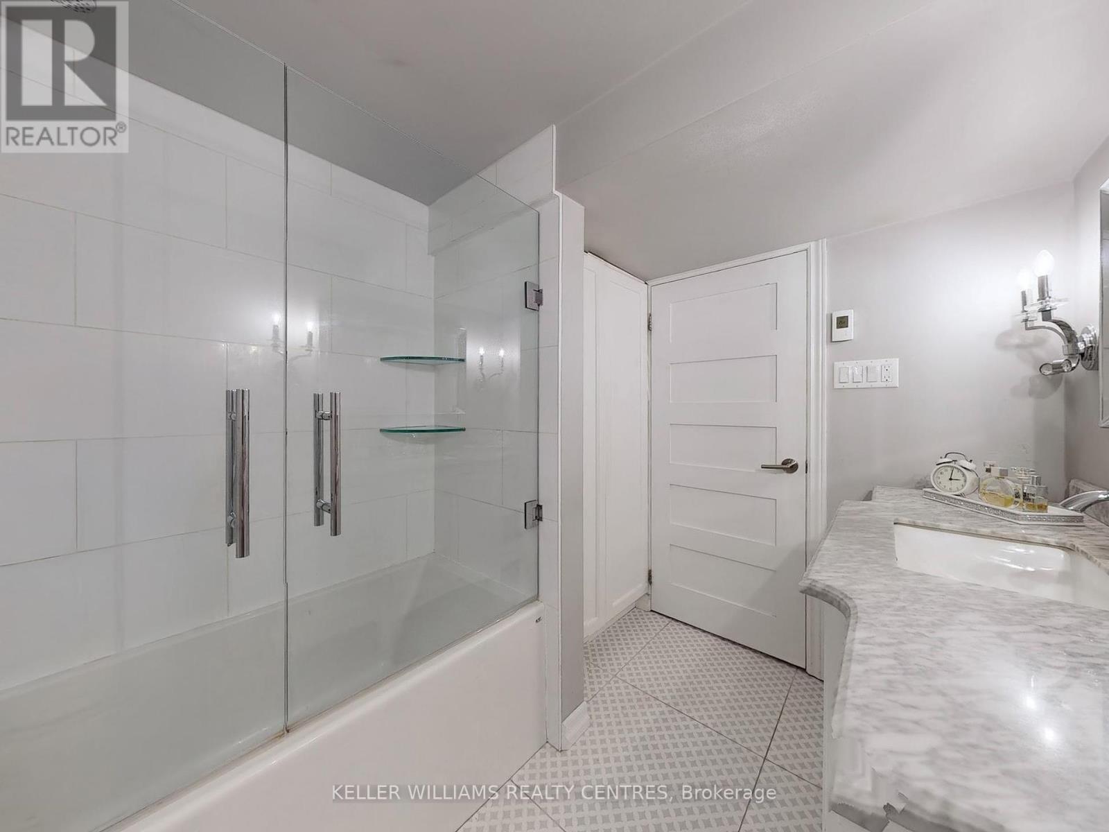 128 Maytree Avenue, Whitchurch-Stouffville, Ontario  L4A 1G2 - Photo 22 - N12408987
