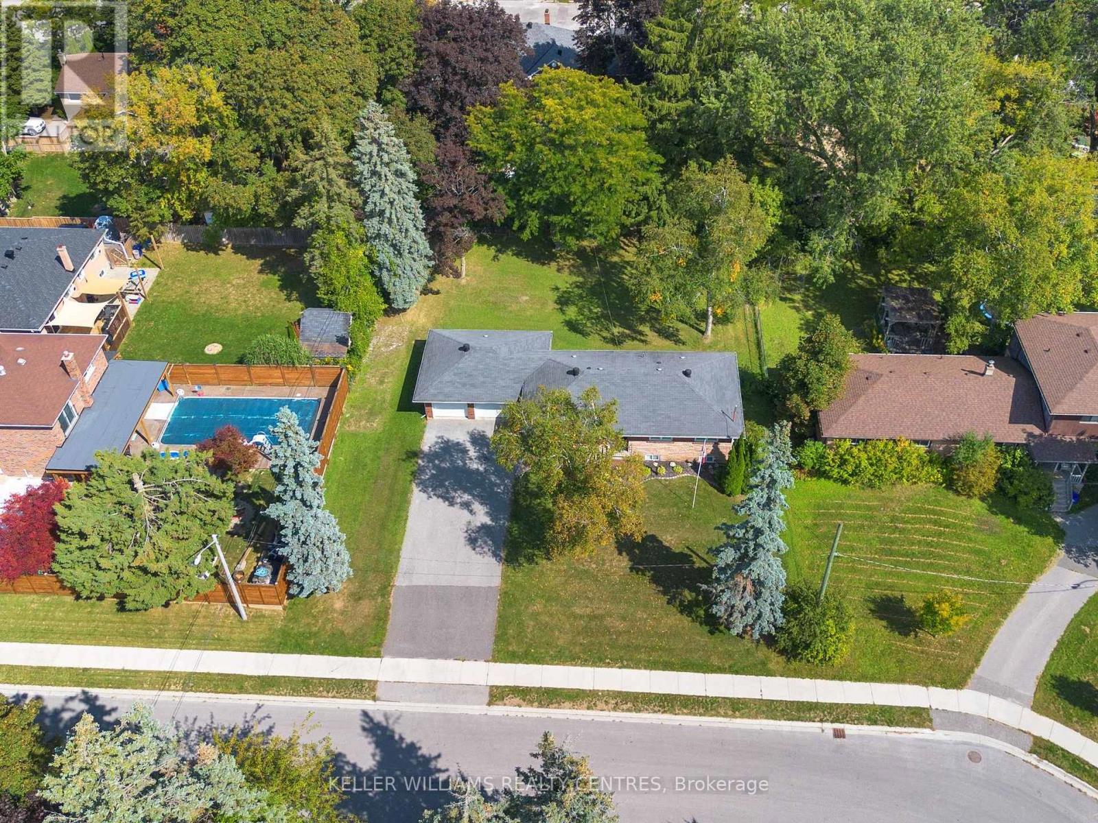 128 Maytree Avenue, Whitchurch-Stouffville, Ontario  L4A 1G2 - Photo 28 - N12408987