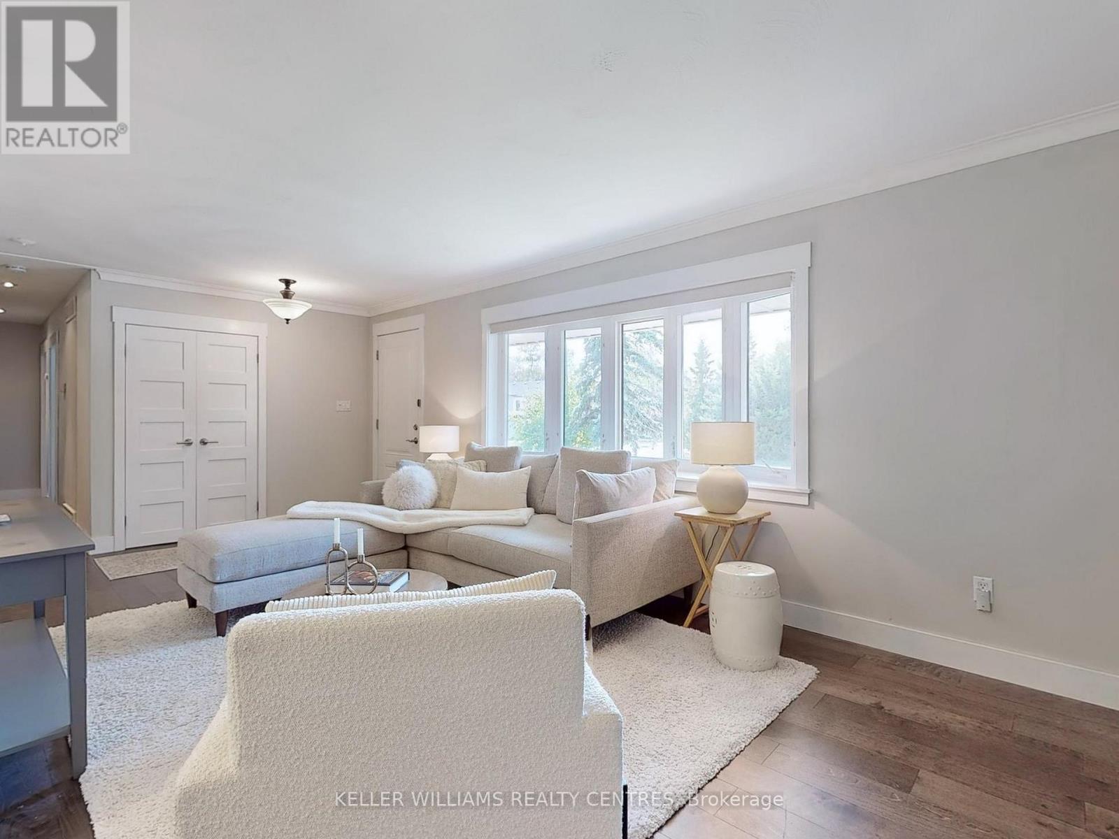 128 Maytree Avenue, Whitchurch-Stouffville, Ontario  L4A 1G2 - Photo 4 - N12408987