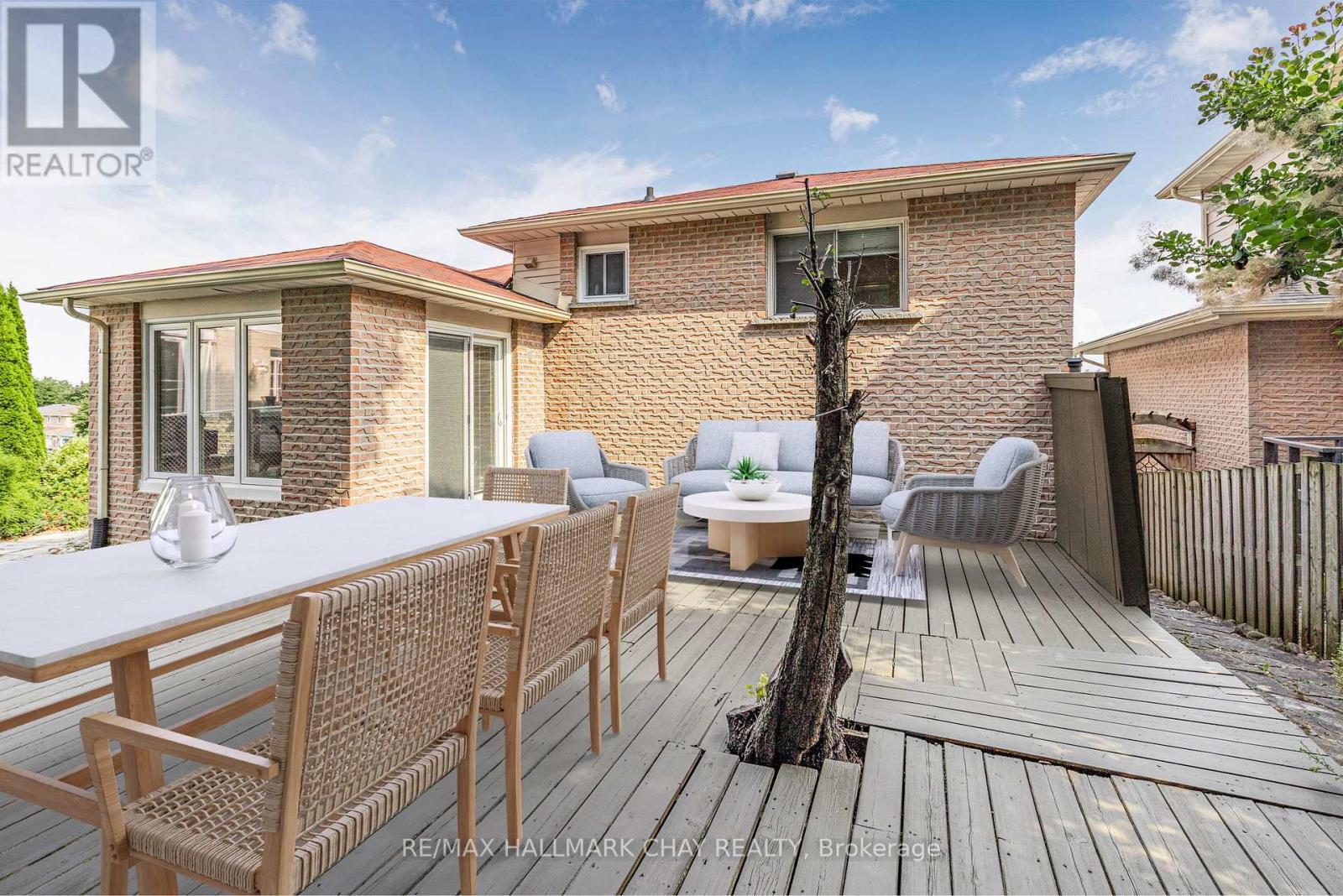 216 Colborne Street, Bradford West Gwillimbury, Ontario  L3Z 2R5 - Photo 19 - N12409003