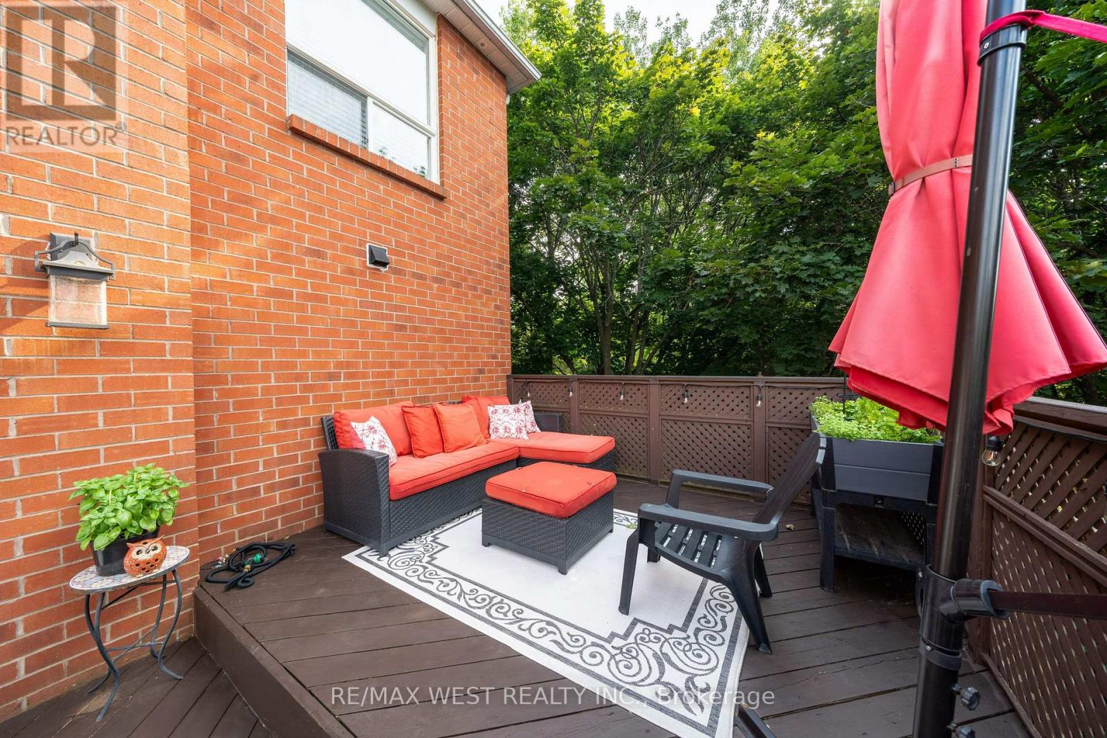 62 Briardale Place, Aurora, Ontario  L4G 6M4 - Photo 20 - N12409028
