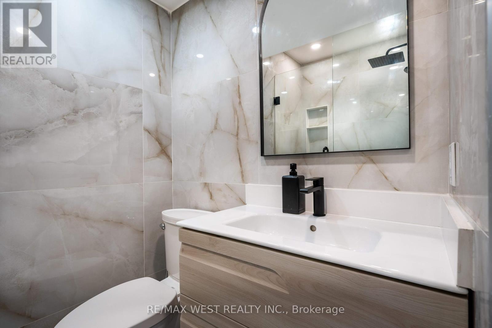 62 Briardale Place, Aurora, Ontario  L4G 6M4 - Photo 28 - N12409028