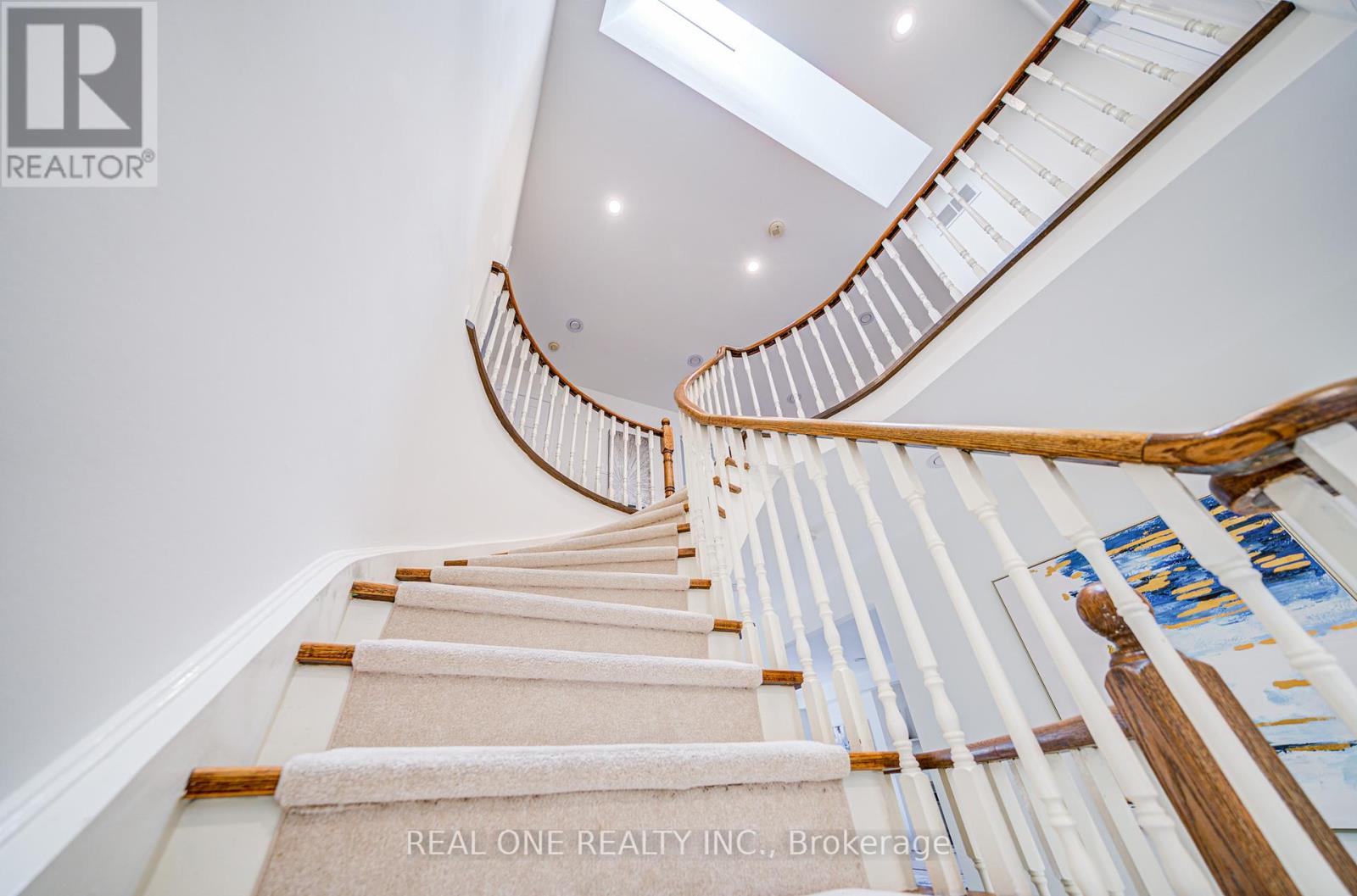 27 Binscarth Crescent, Vaughan, Ontario  L4J 4S4 - Photo 22 - N12409040