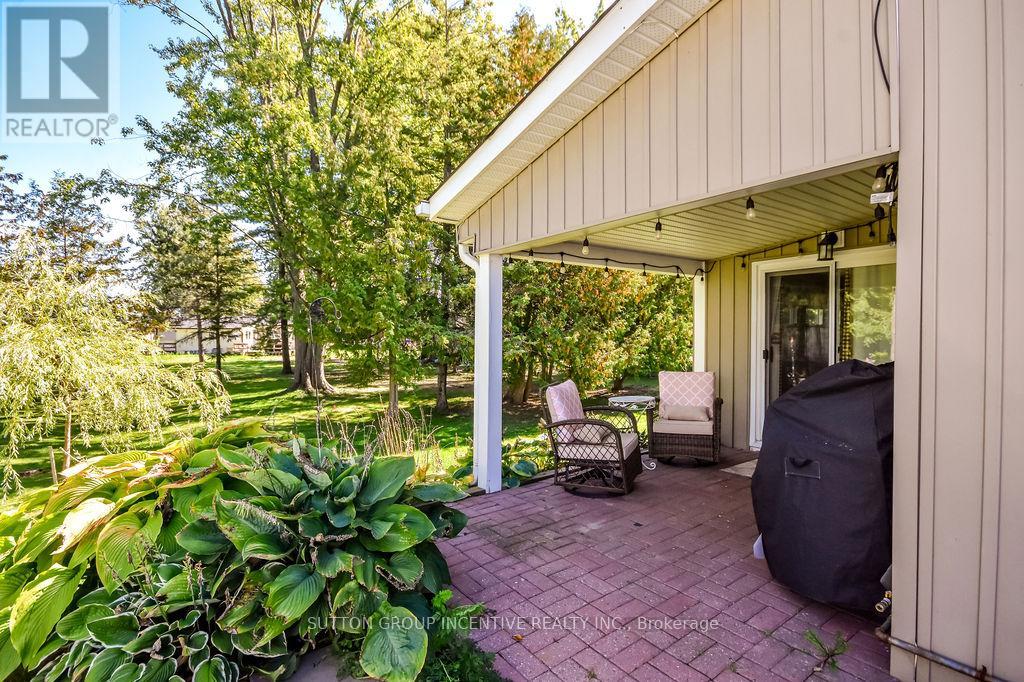 118 Linden Lane, Innisfil, Ontario  L9S 1N3 - Photo 35 - N12409042