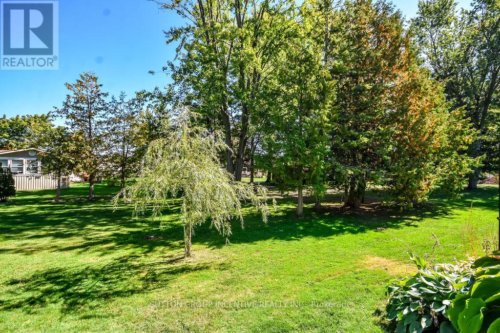 118 Linden Lane, Innisfil, Ontario  L9S 1N3 - Photo 36 - N12409042