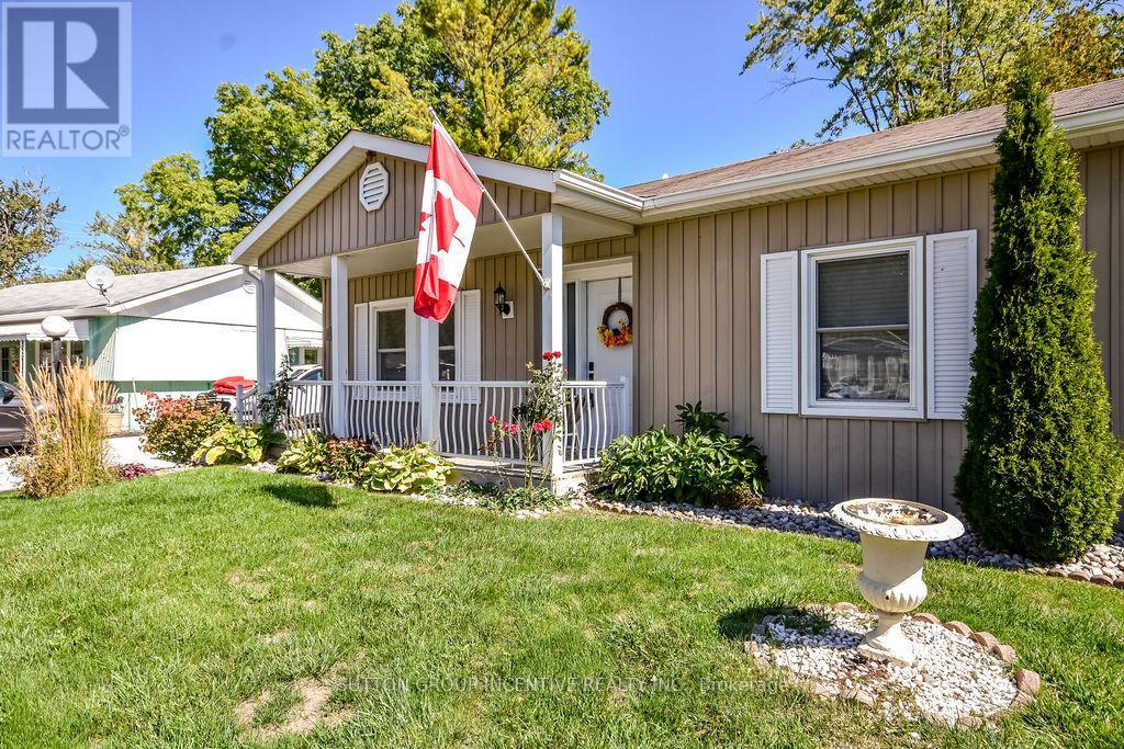 Property at 118 LINDEN LANE image 4