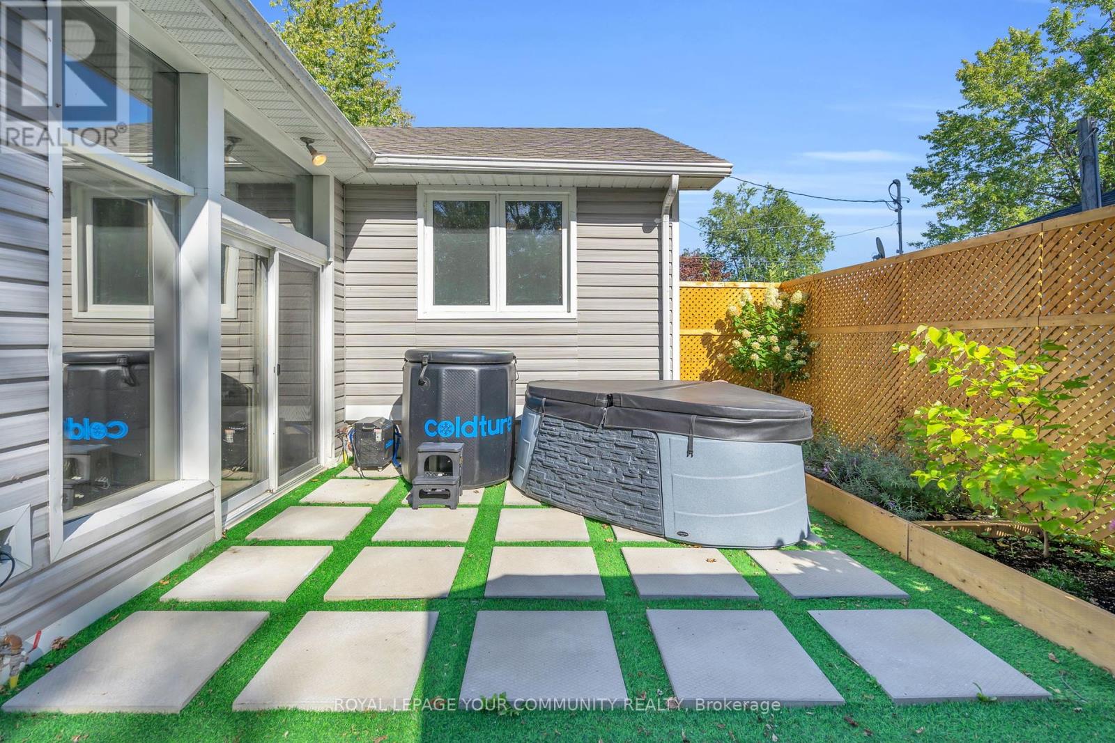 130 Woodfield Drive, Georgina (Pefferlaw), Ontario  L0E 1N0 - Photo 34 - N12409046