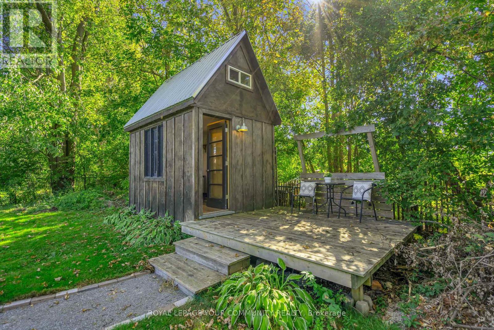 130 Woodfield Drive, Georgina (Pefferlaw), Ontario  L0E 1N0 - Photo 39 - N12409046