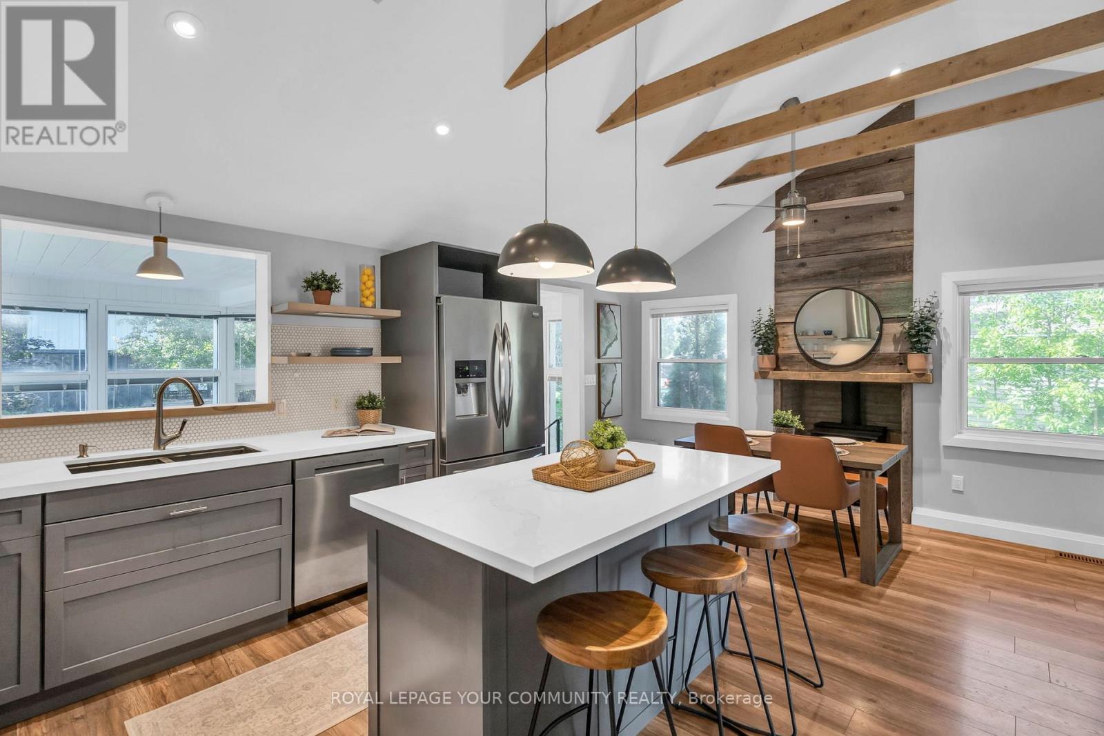 130 Woodfield Drive, Georgina (Pefferlaw), Ontario  L0E 1N0 - Photo 9 - N12409046