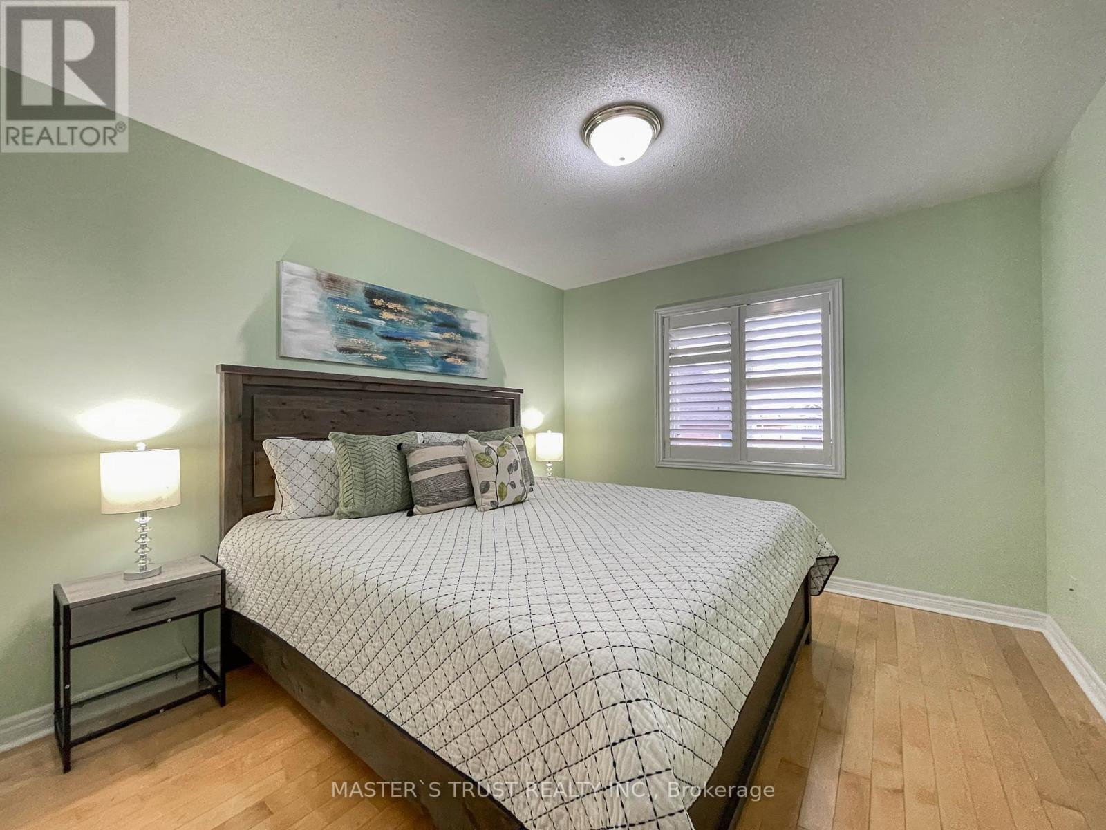 70 Brass Drive, Richmond Hill, Ontario  L4E 4T5 - Photo 34 - N12409093