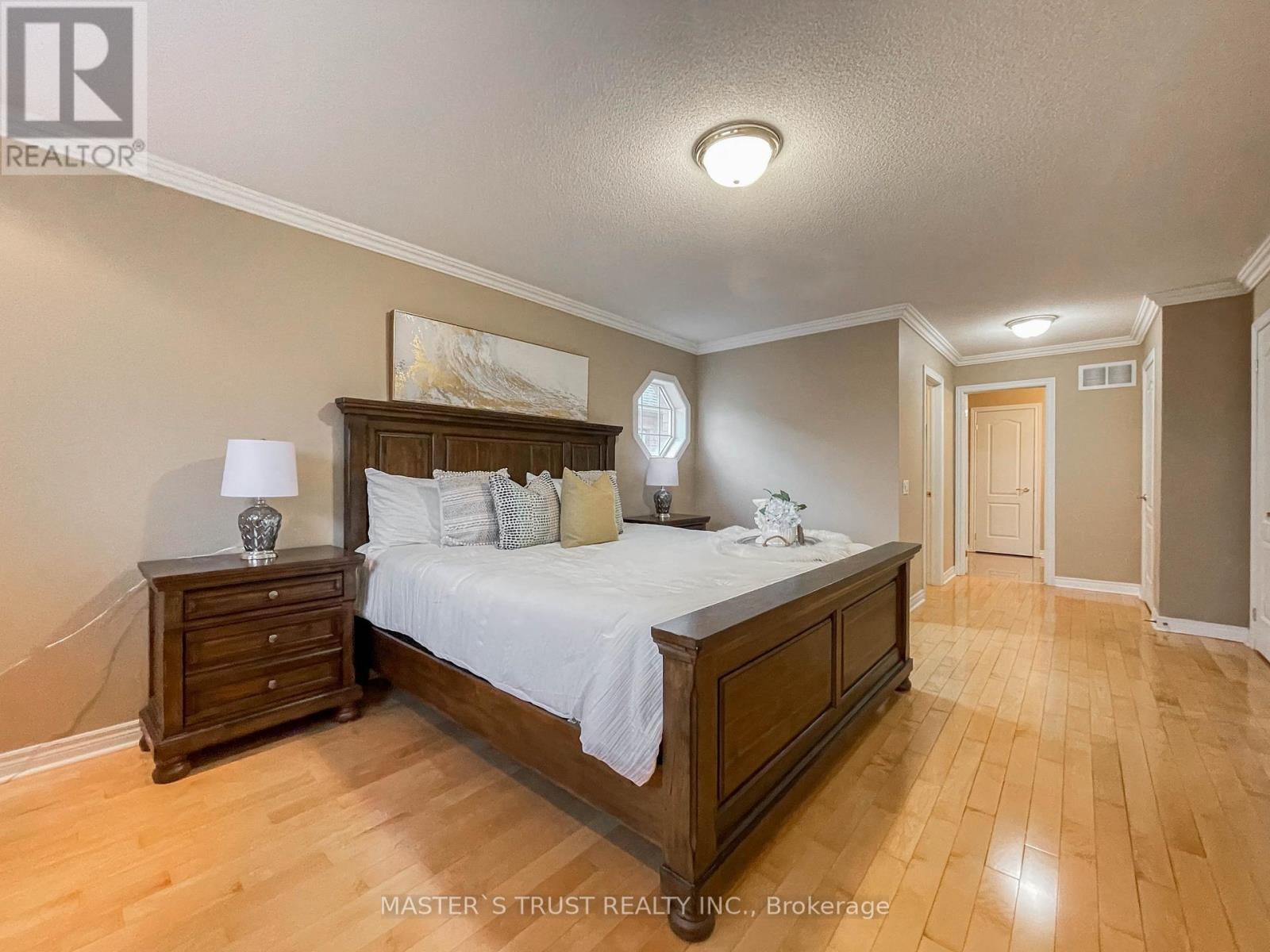 70 Brass Drive, Richmond Hill, Ontario  L4E 4T5 - Photo 37 - N12409093