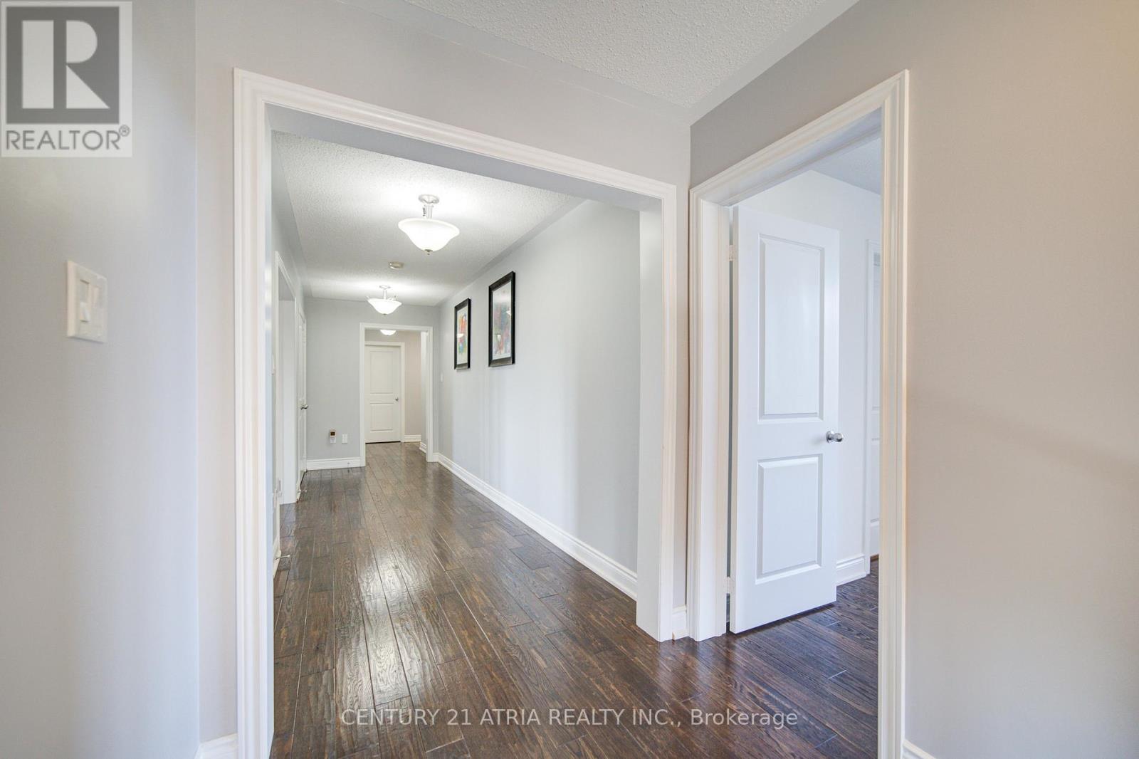 10 Gladys Rolling Avenue, East Gwillimbury, Ontario  L0G 1M0 - Photo 21 - N12409127
