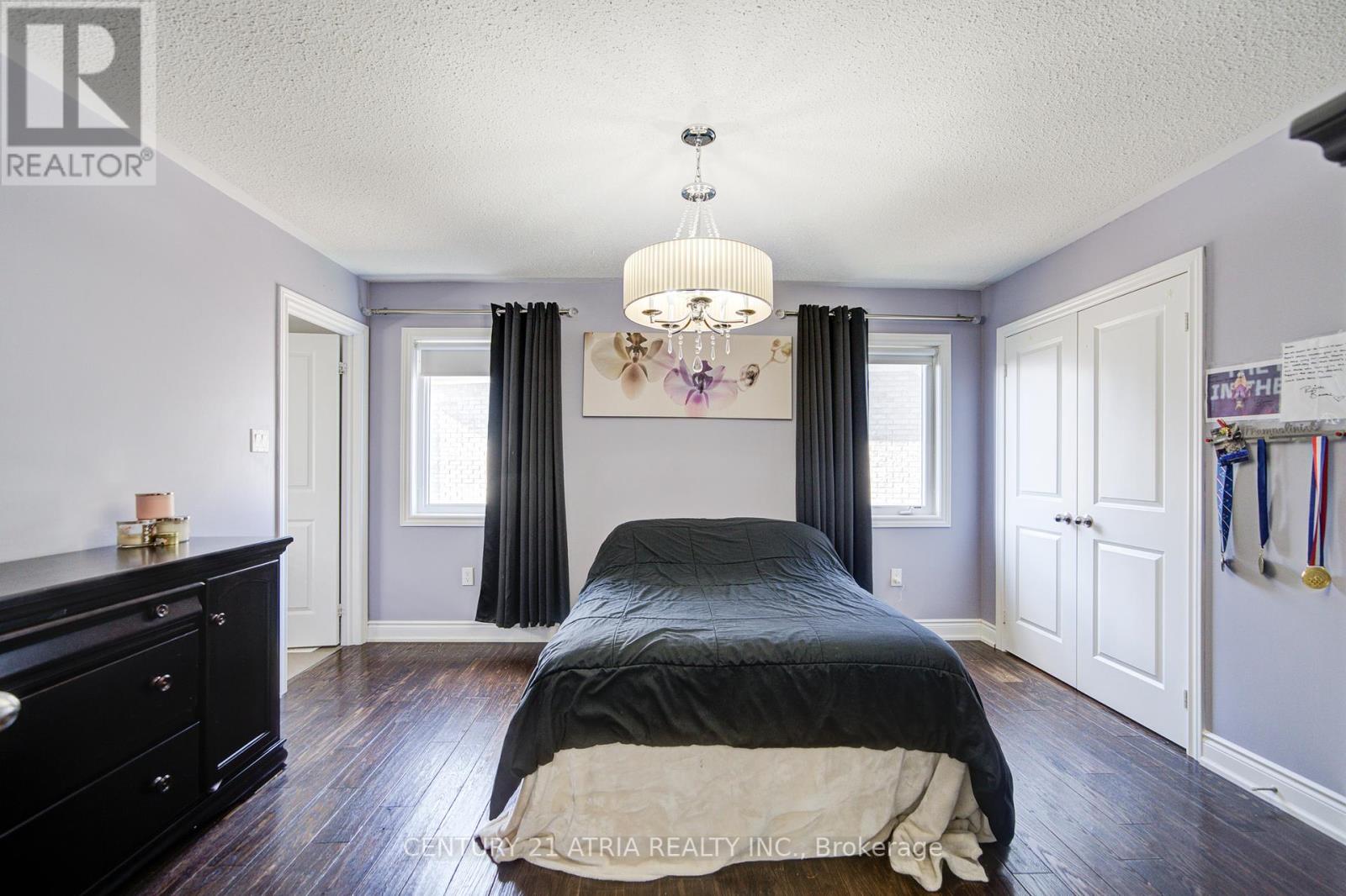 10 Gladys Rolling Avenue, East Gwillimbury, Ontario  L0G 1M0 - Photo 39 - N12409127