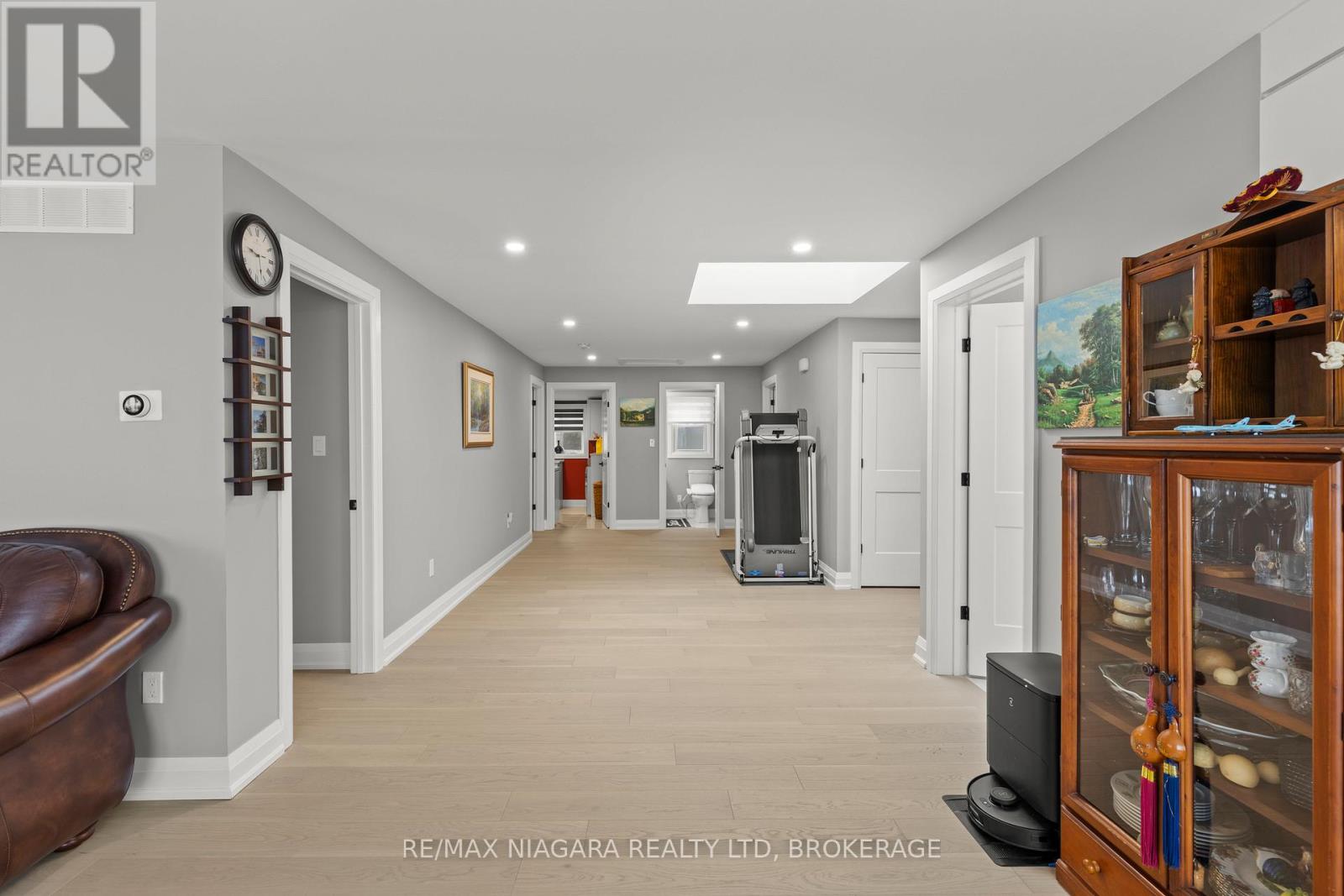 1530 Niagara Stone Road, Niagara-On-The-Lake, Ontario  L0S 1J0 - Photo 14 - X12394556