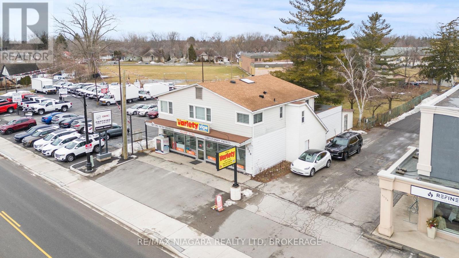 1530 Niagara Stone Road, Niagara-On-The-Lake, Ontario  L0S 1J0 - Photo 2 - X12394556