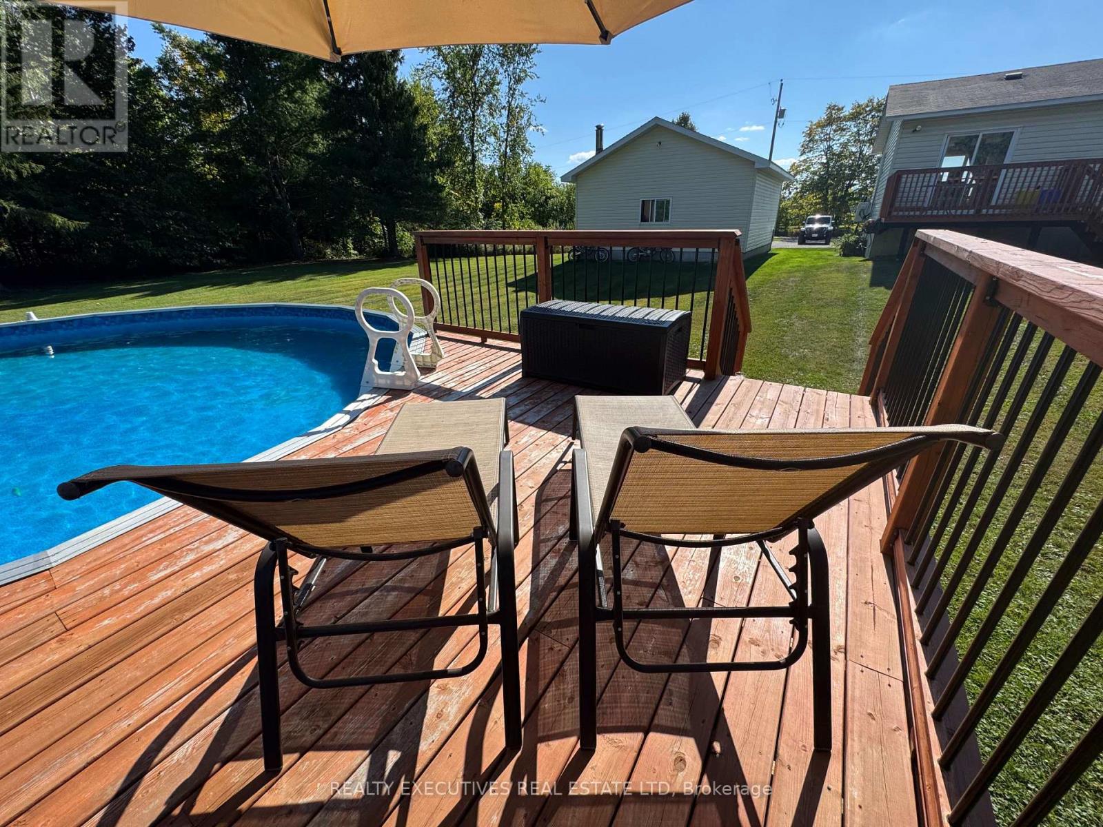 166 Best Road Ne, Drummond/north Elmsley, Ontario  K7A 4S4 - Photo 11 - X12409265