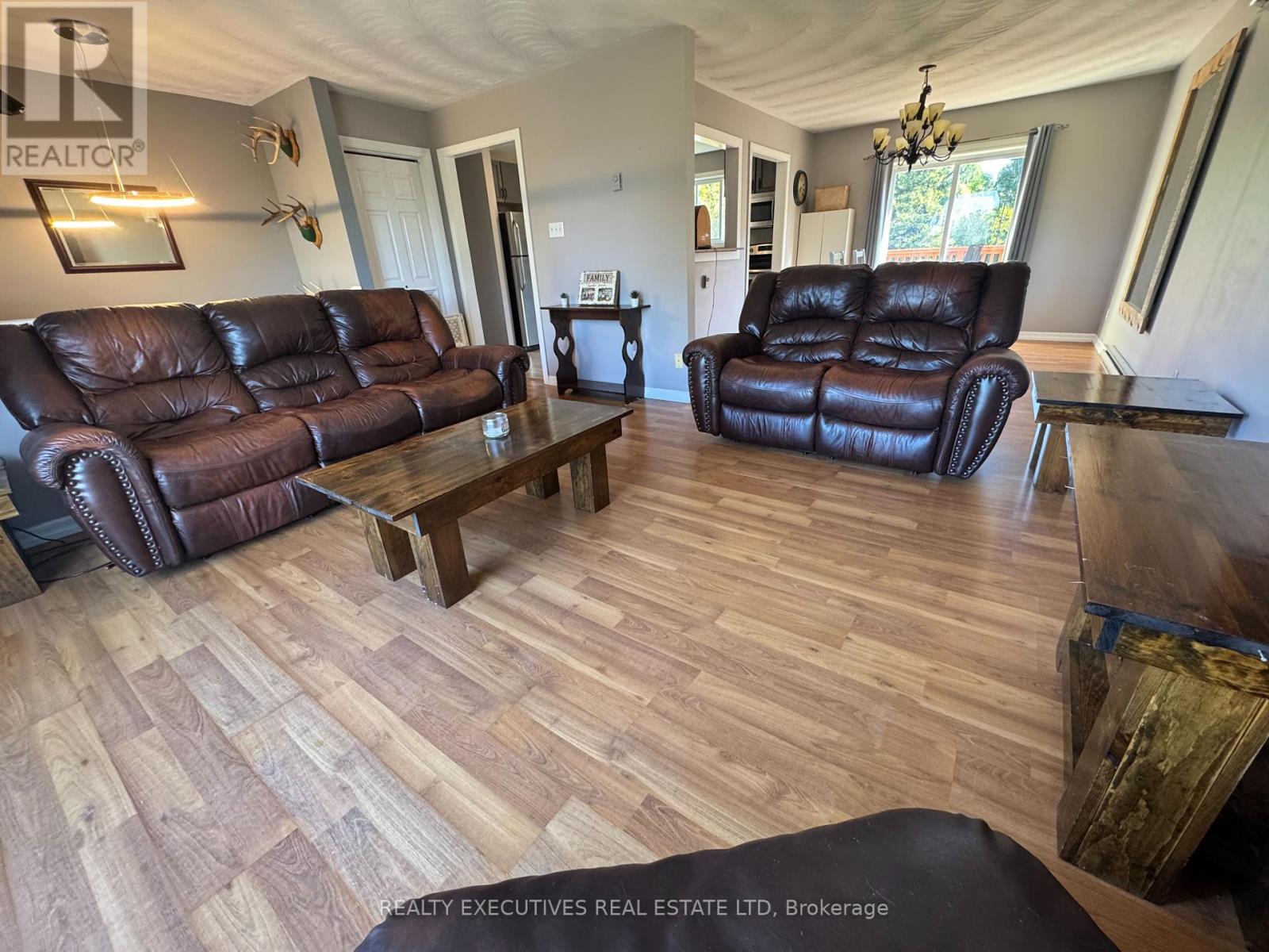 166 Best Road Ne, Drummond/north Elmsley, Ontario  K7A 4S4 - Photo 25 - X12409265