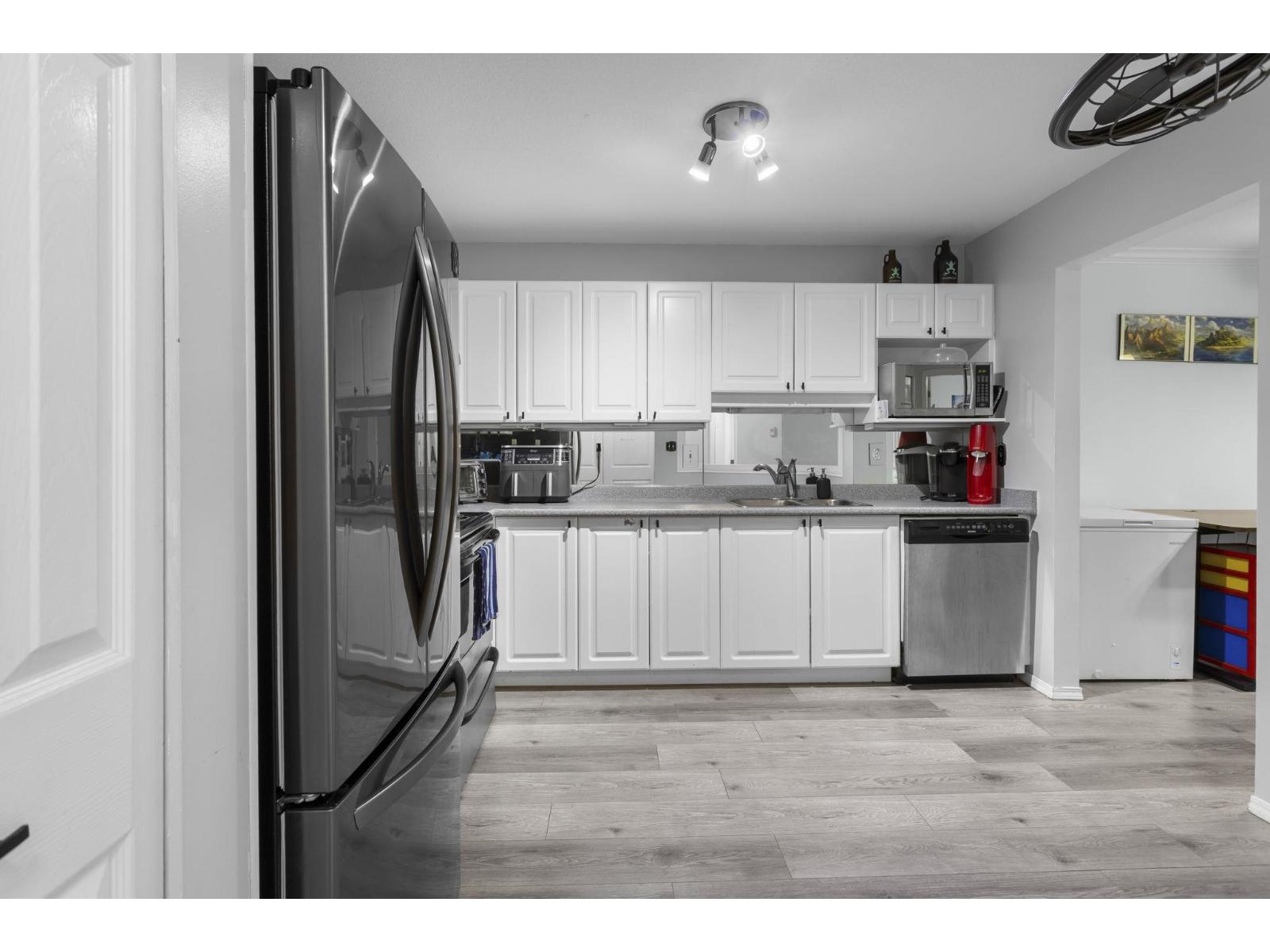 313 3172 Gladwin Road, Abbotsford, British Columbia  V2T 5T3 - Photo 9 - R3048488