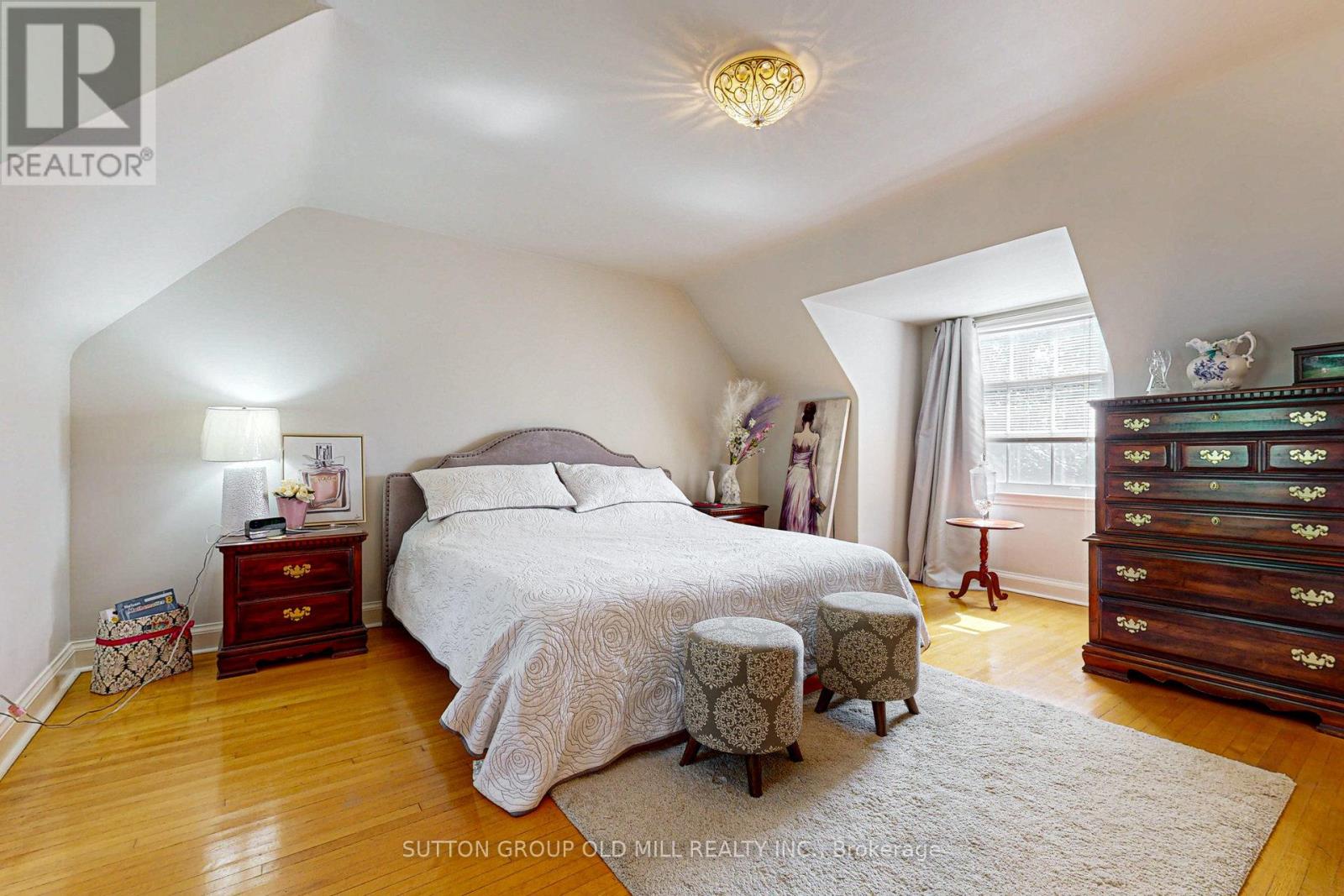 2 Bywood Drive, Toronto, Ontario  M9A 1L7 - Photo 21 - W12408939