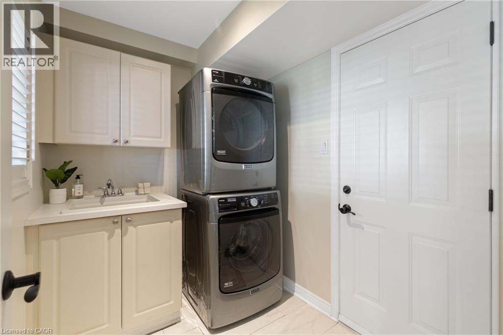 126 Brant Street, Oakville, Ontario  L6K 3X6 - Photo 6 - 40769979
