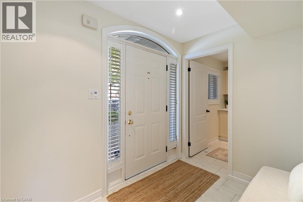 126 Brant Street, Oakville, Ontario  L6K 3X6 - Photo 5 - 40769979