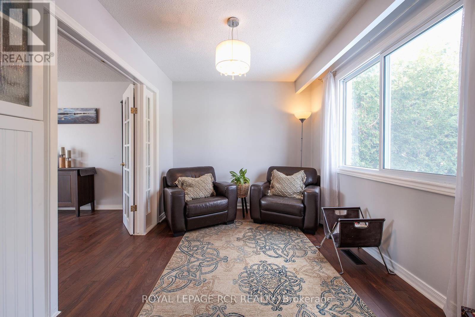 35 Elm Avenue, Orangeville, Ontario  L9W 3G3 - Photo 8 - W12409031