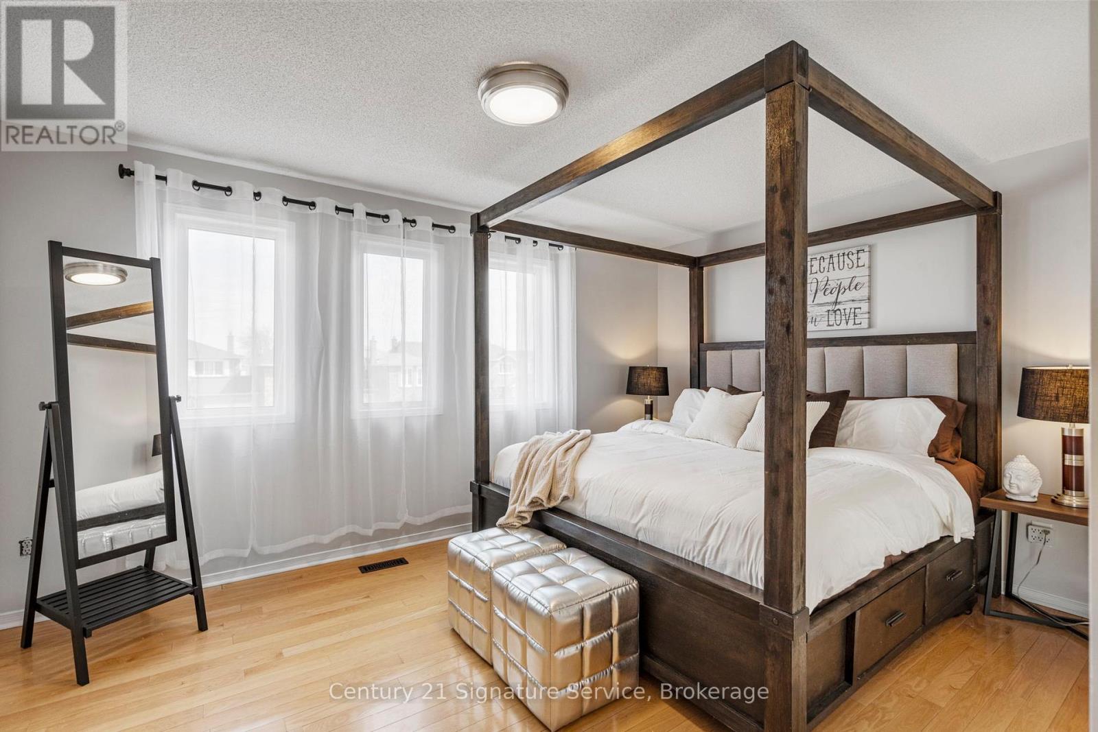 80 Dutch Crescent, Brampton (Fletcher's Creek South), Ontario  L6Y 3X1 - Photo 14 - W12409033