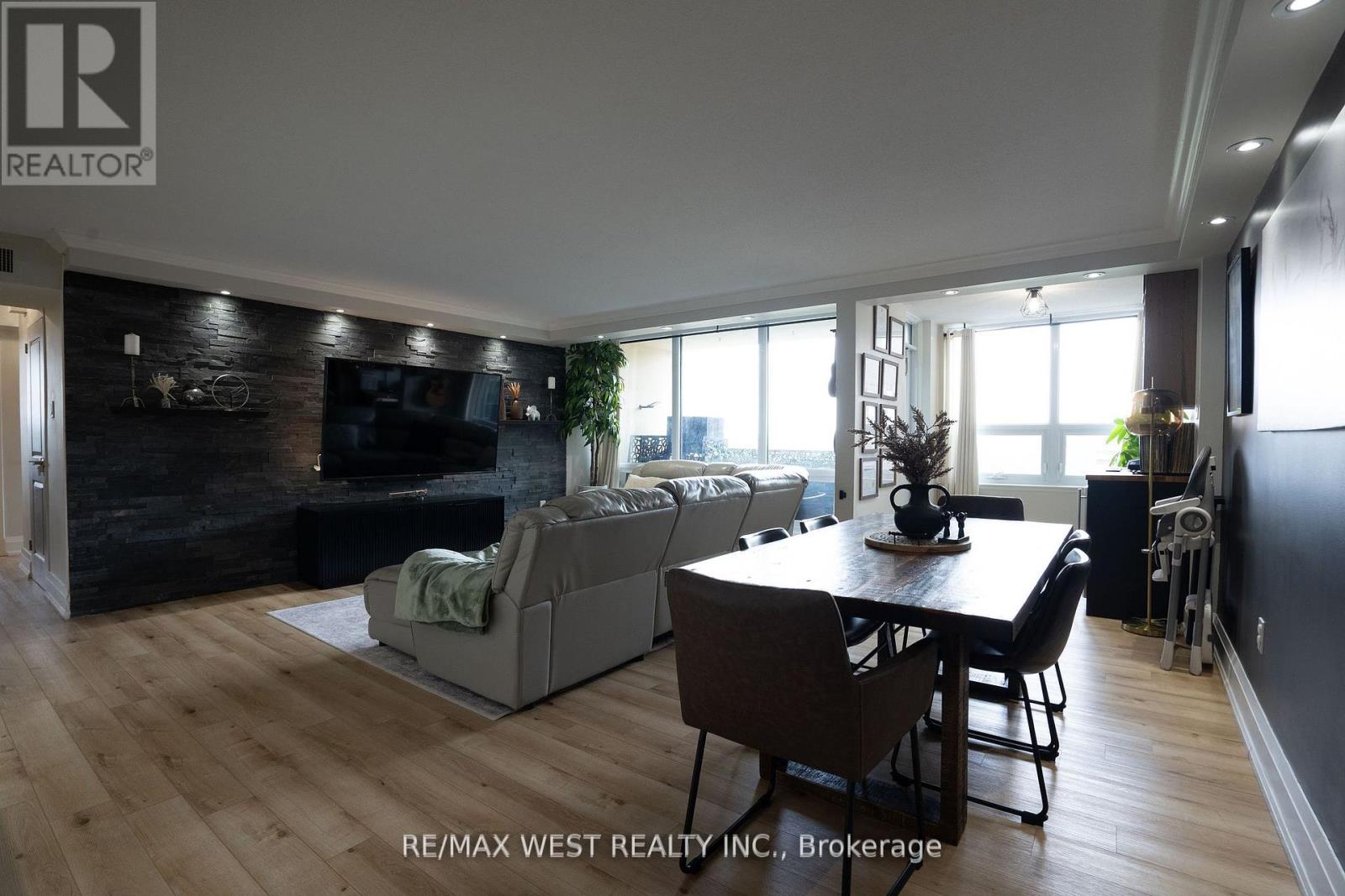1603 - 61 Richview Road, Toronto, Ontario  M9A 4M8 - Photo 10 - W12409064