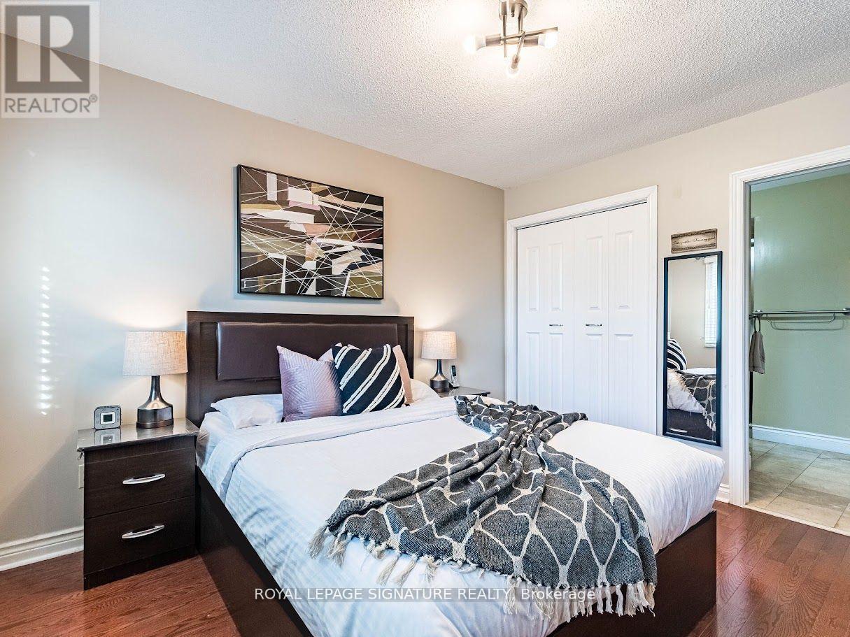 1206 Glenashton Drive, Oakville, Ontario  L6H 5L9 - Photo 26 - W12409101
