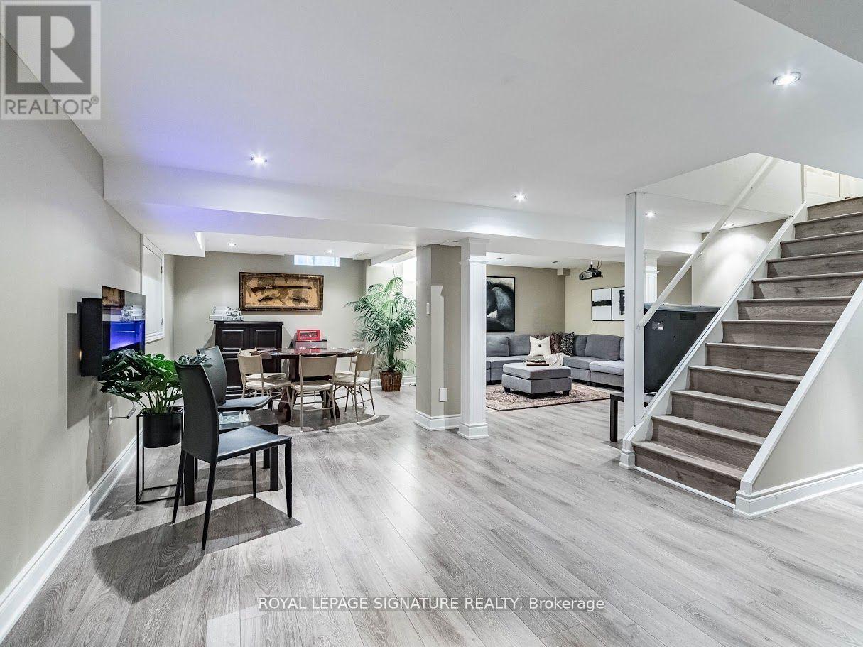 1206 Glenashton Drive, Oakville, Ontario  L6H 5L9 - Photo 41 - W12409101